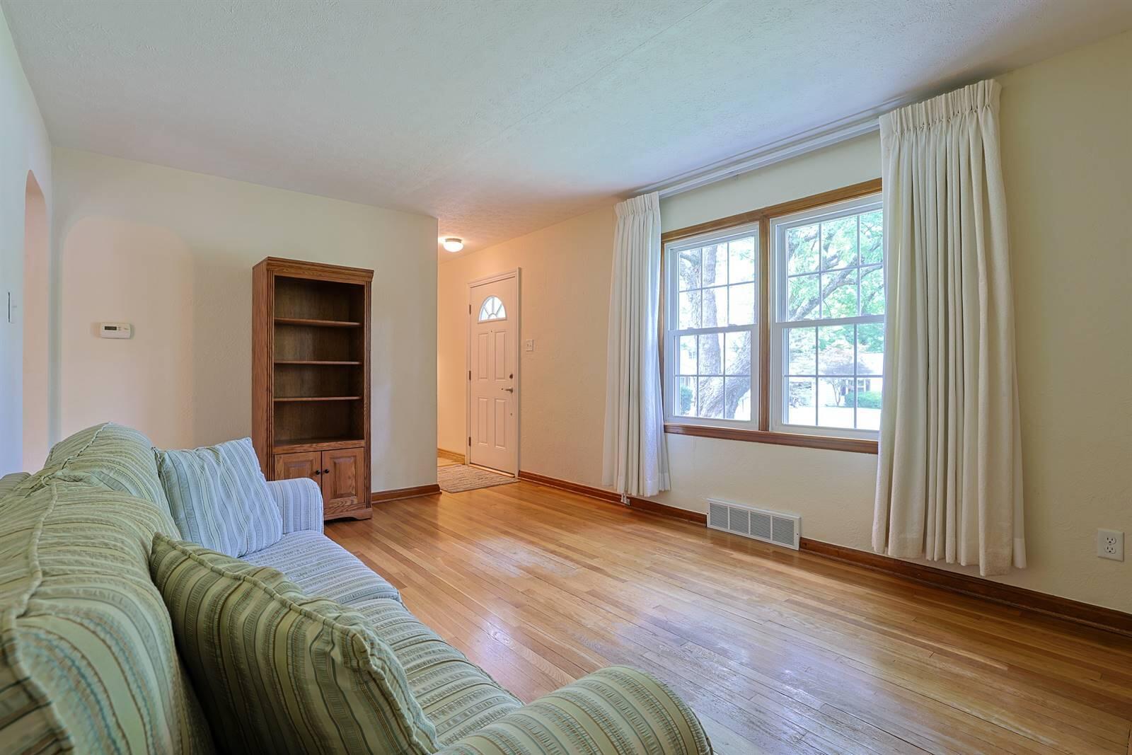 1089 Forest, Dayton, Ohio 45434