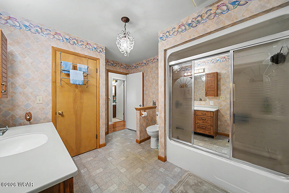 418 Mona Lane, Findlay, Ohio