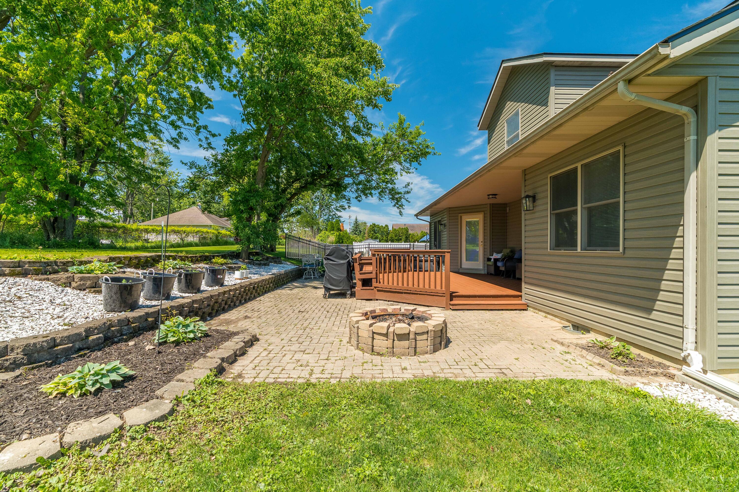 132 Village Green, Sidney, Ohio 45365