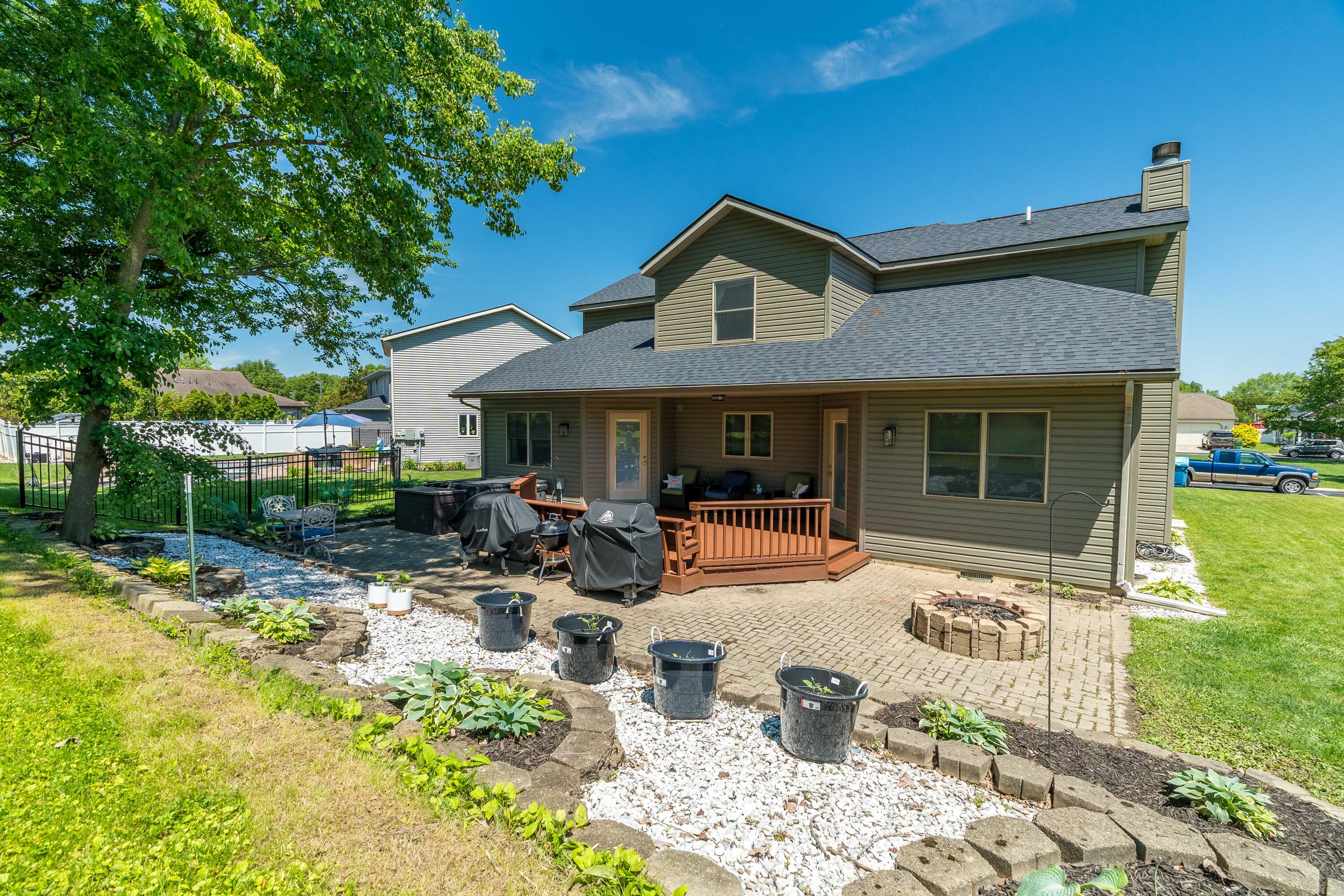 132 Village Green, Sidney, Ohio 45365