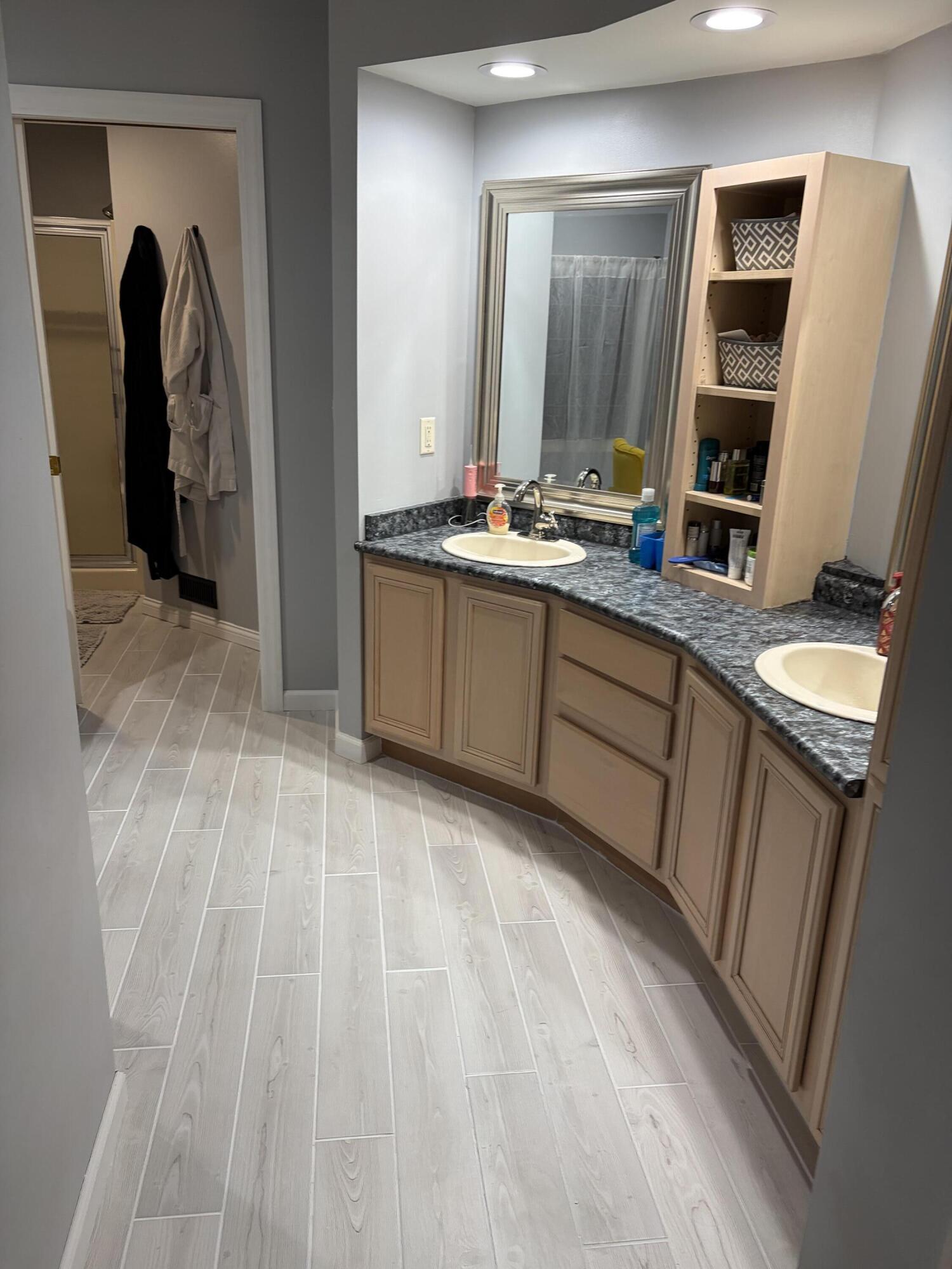 132 Village Green, Sidney, Ohio 45365