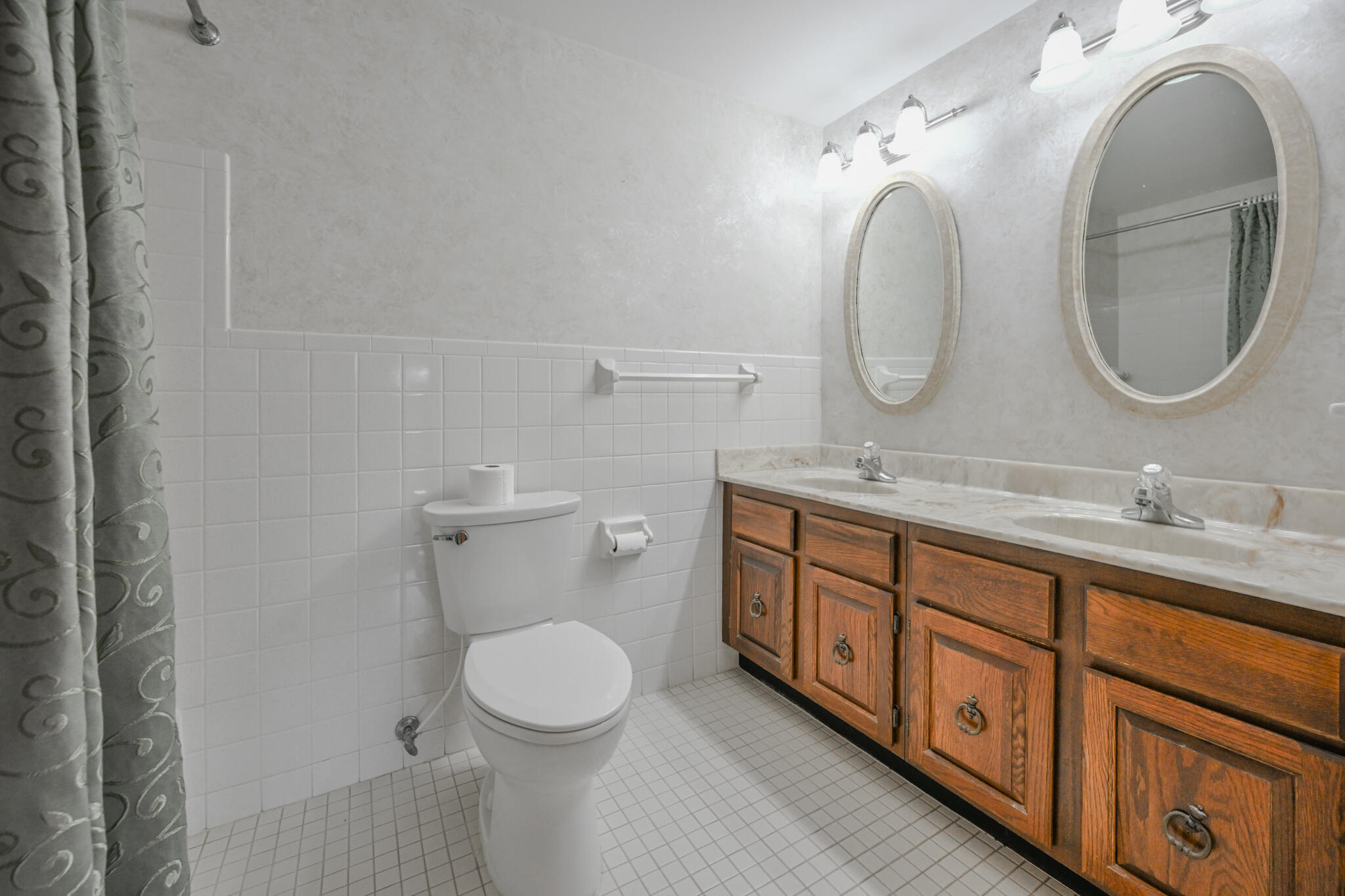 5231 Ridgewood, Springfield, Ohio 45503
