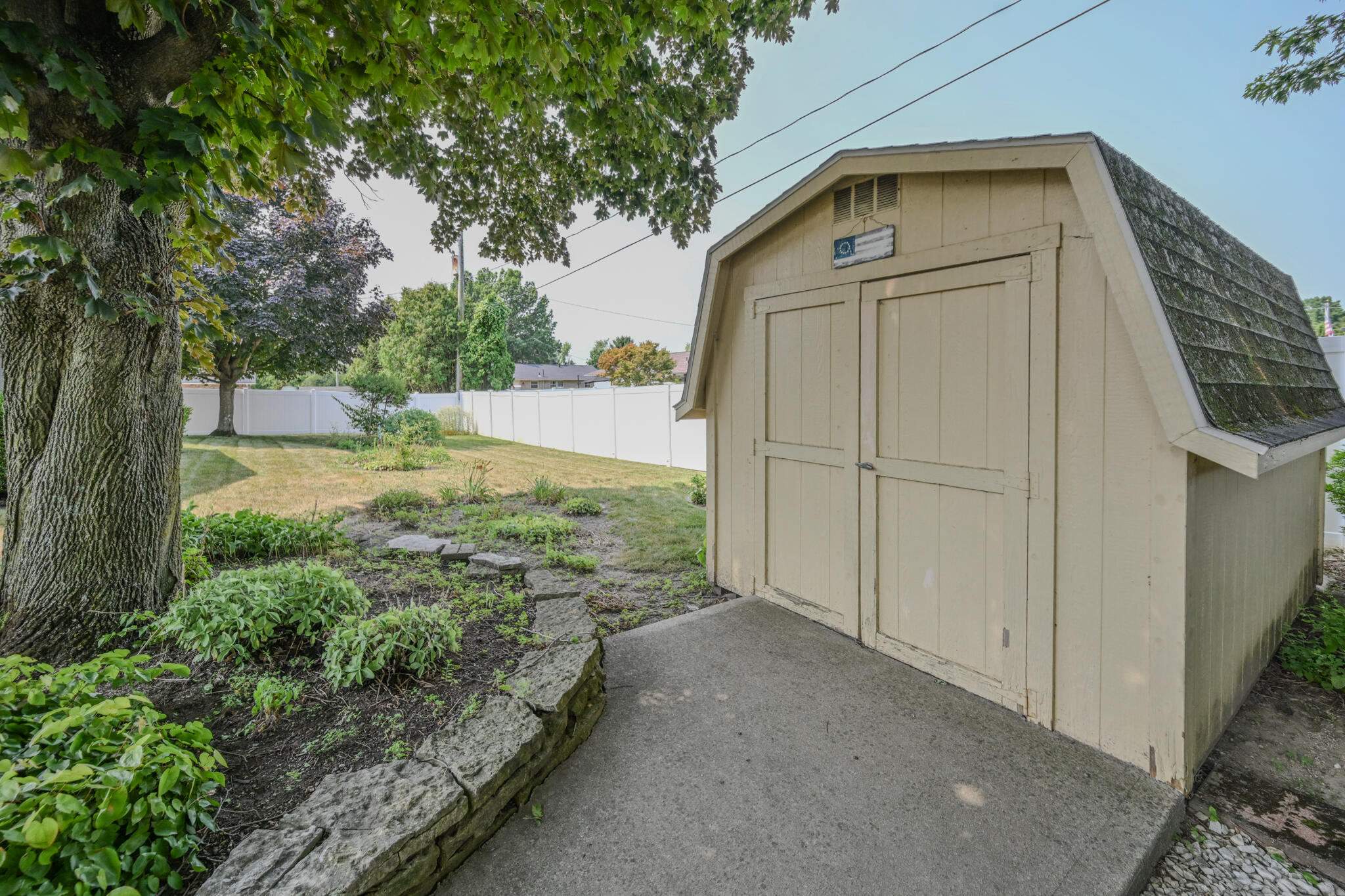 5231 Ridgewood, Springfield, Ohio 45503