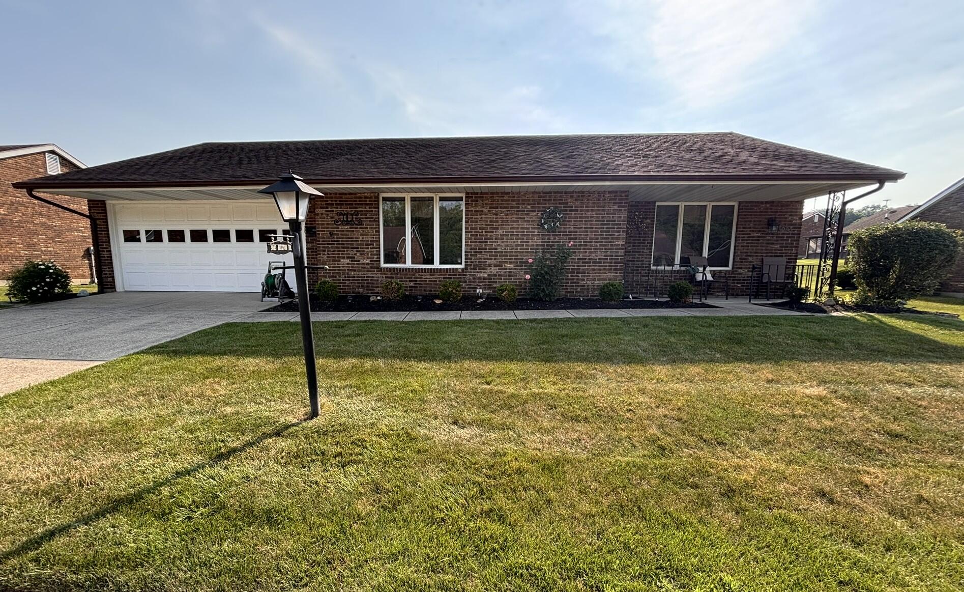 3093 Brixton, Springfield, Ohio 45503