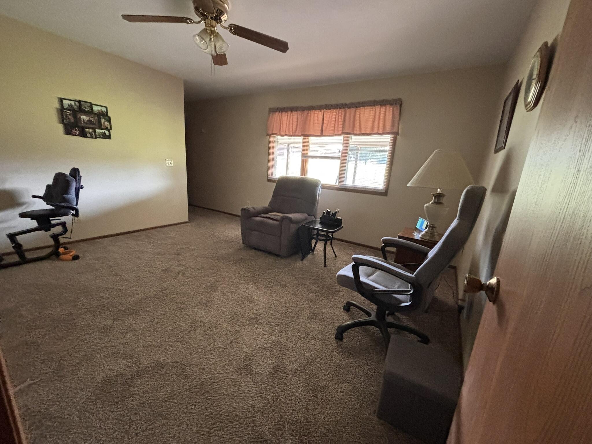 3093 Brixton, Springfield, Ohio 45503