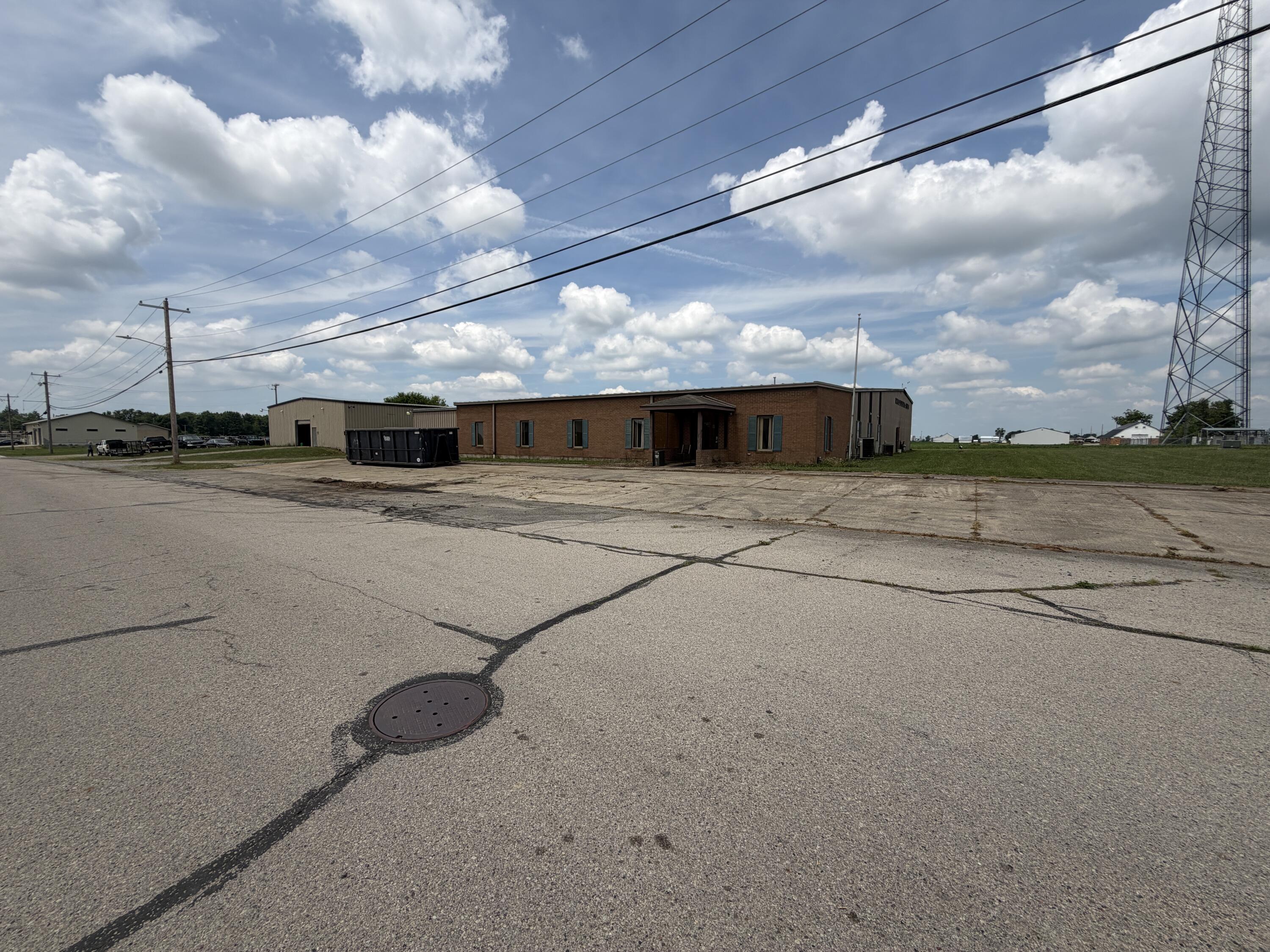 100 Jerry, Jackson Center, Ohio 45334