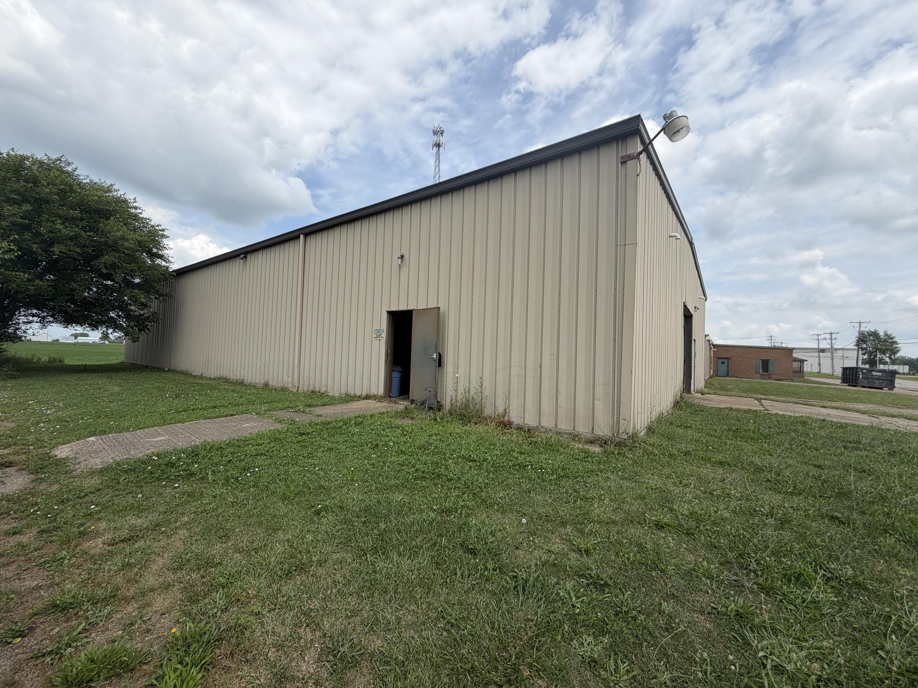 100 Jerry, Jackson Center, Ohio 45334