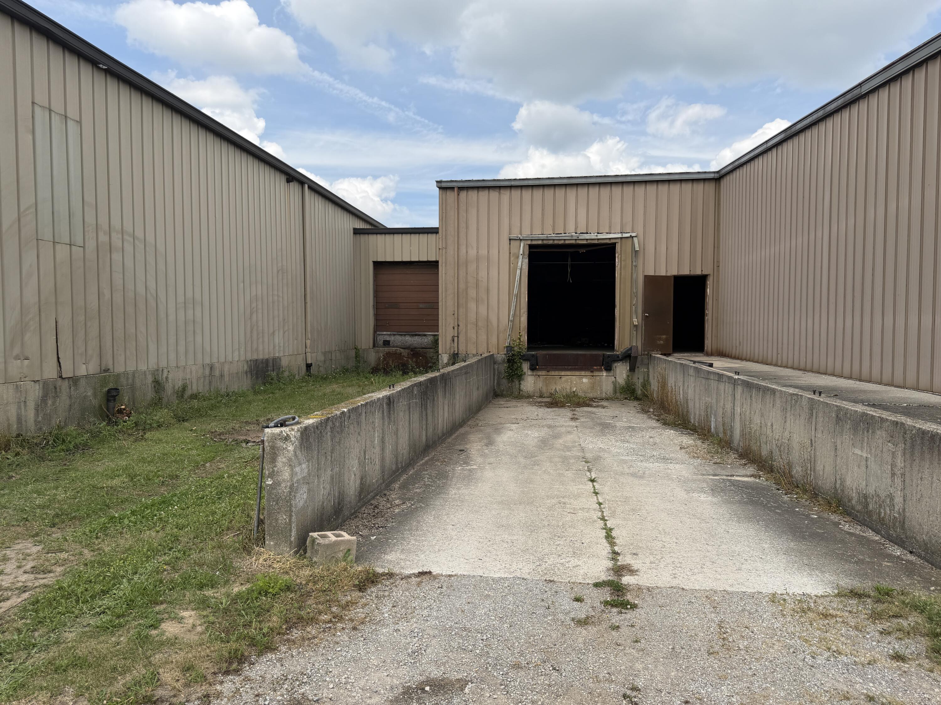 100 Jerry, Jackson Center, Ohio 45334