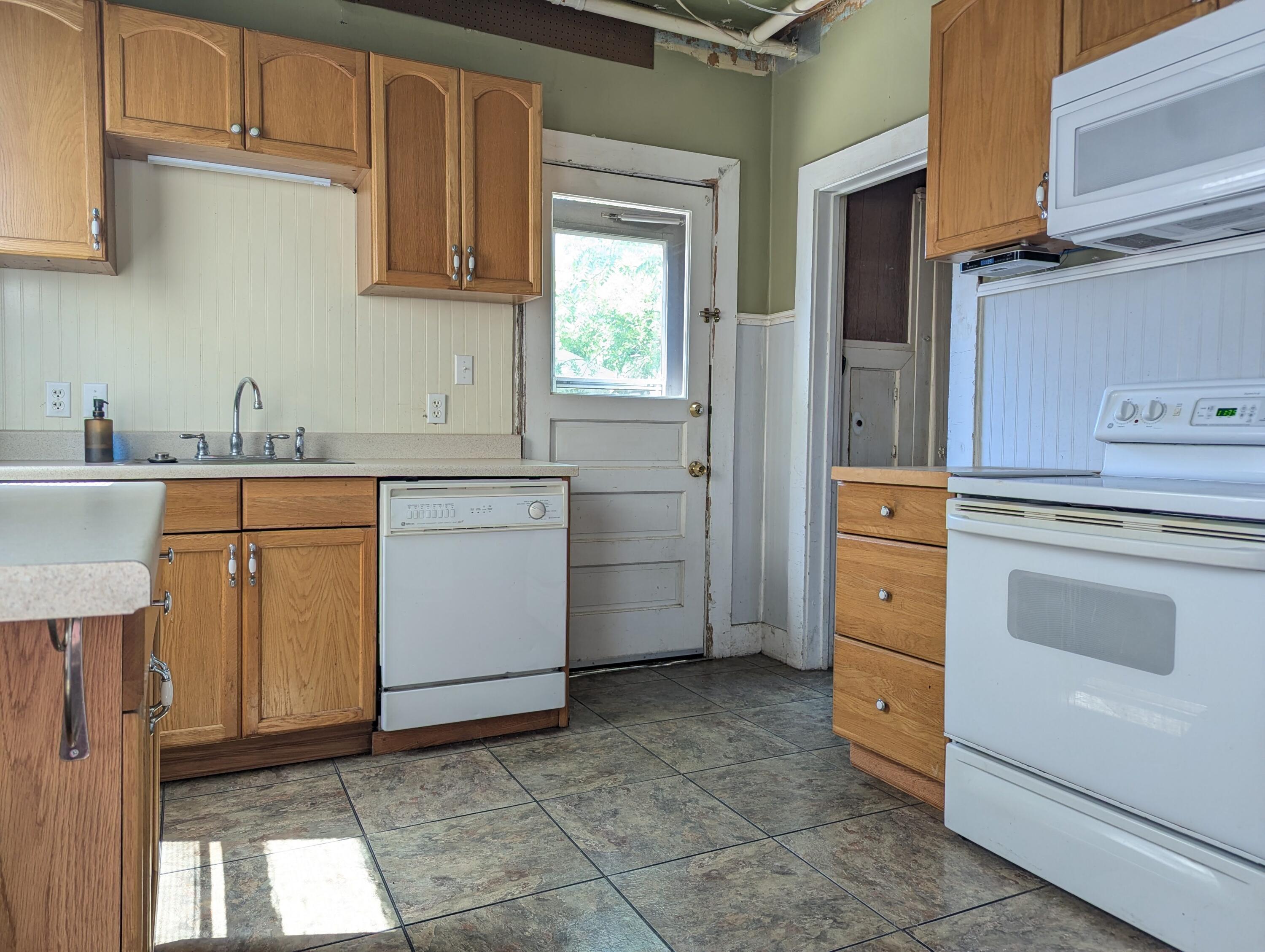 129 Hampton, Springfield, Ohio 45504