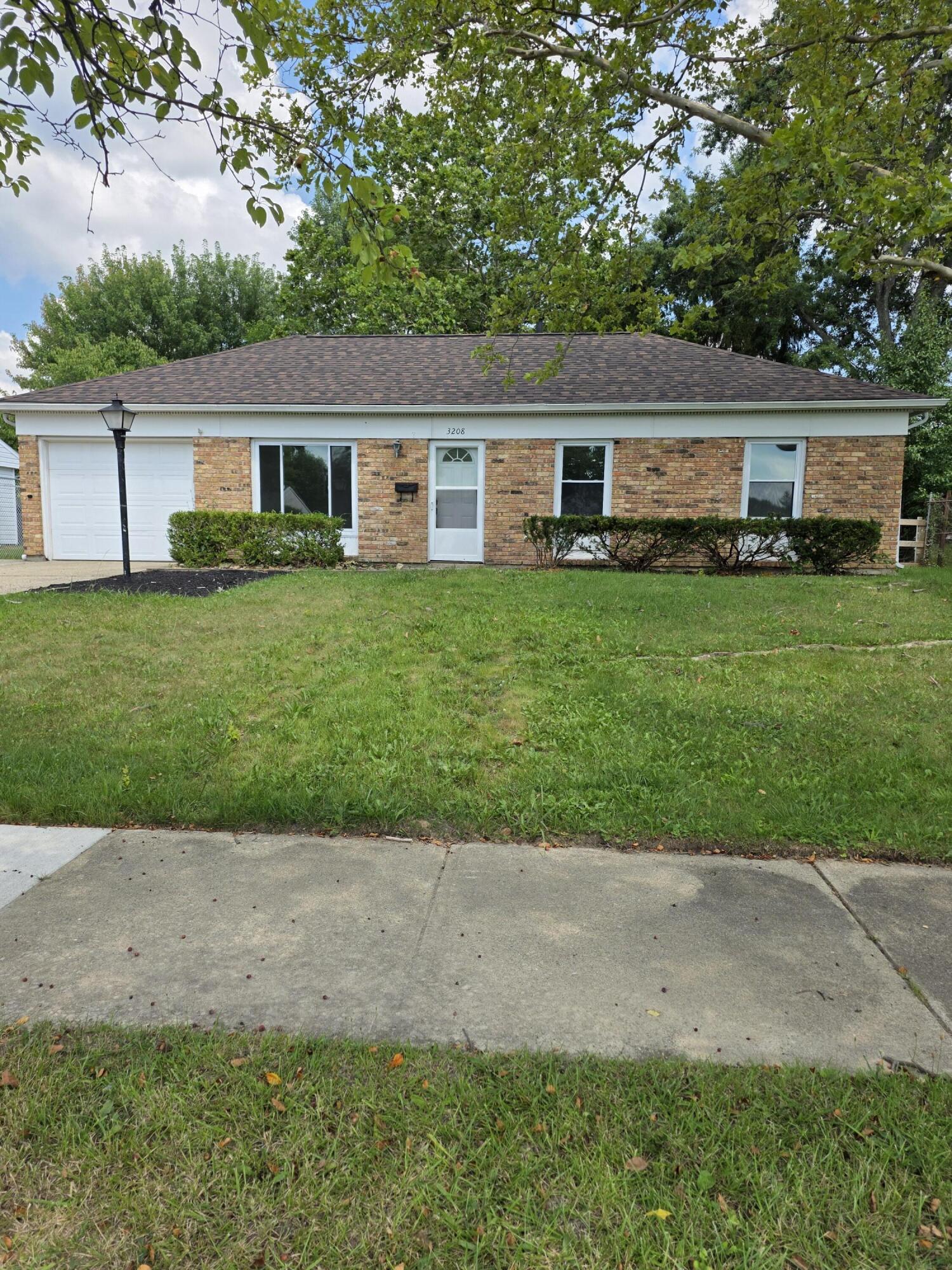 3208 Tackett, Springfield, Ohio 45503