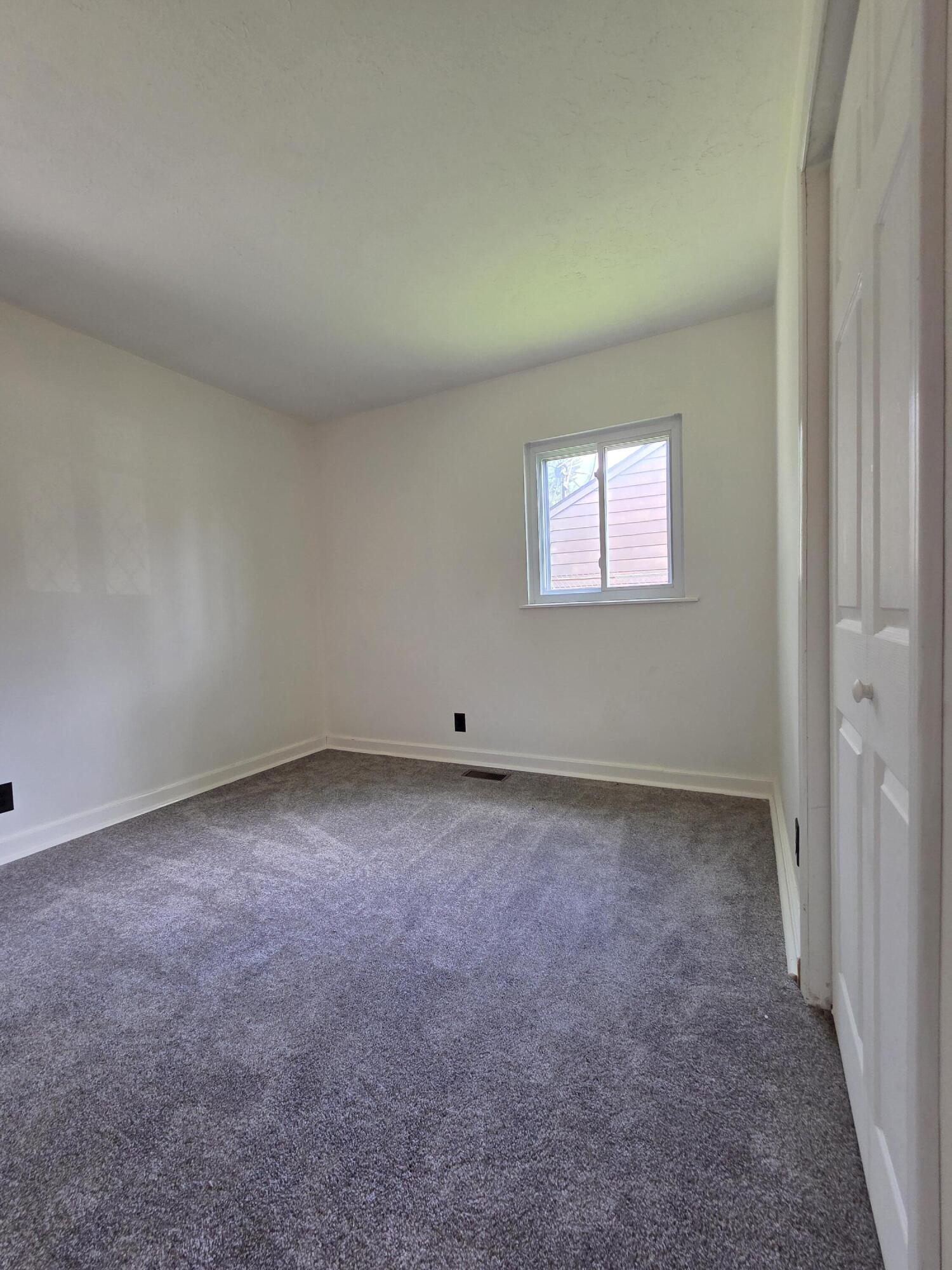 3208 Tackett, Springfield, Ohio 45503