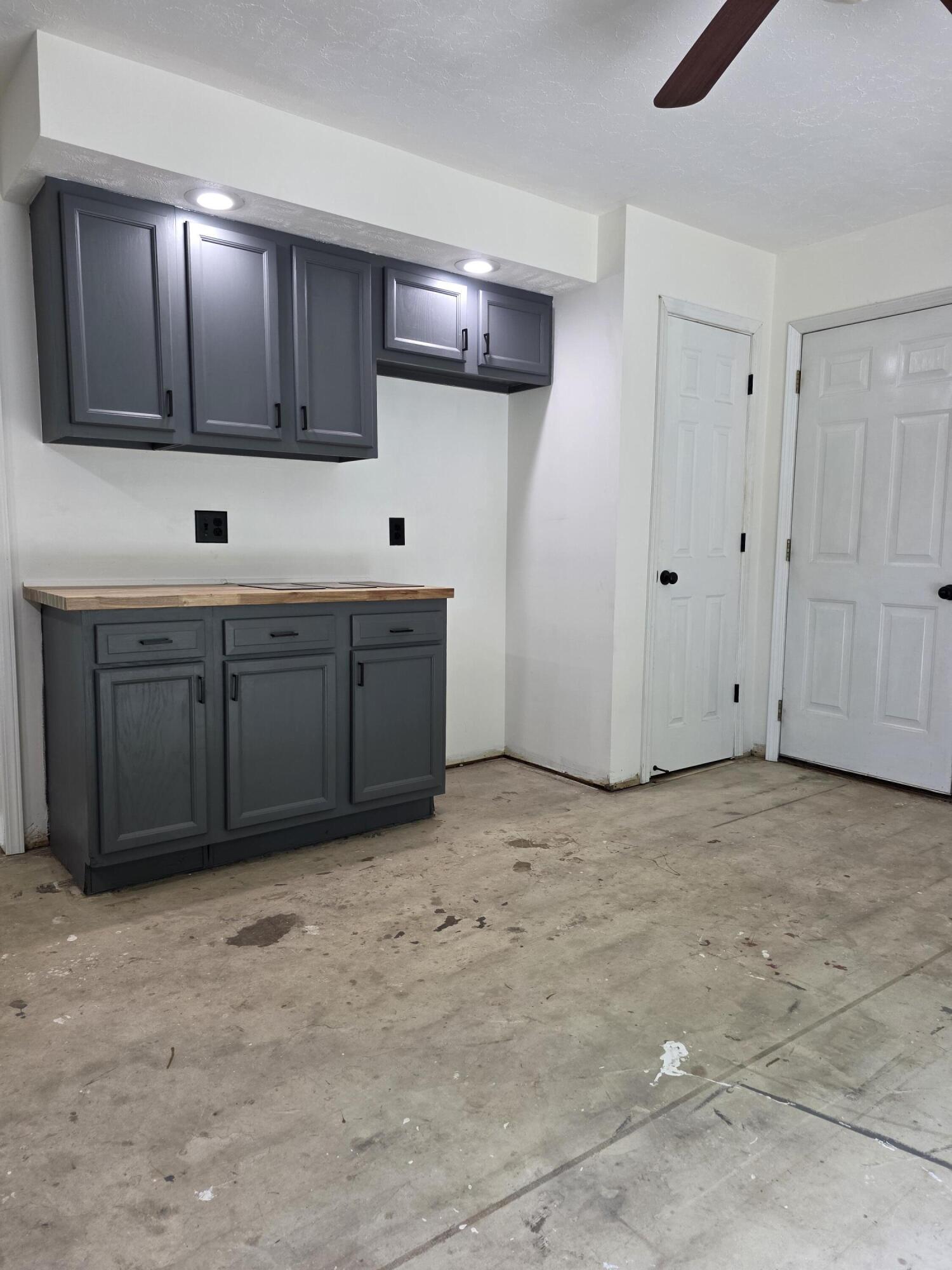 3208 Tackett, Springfield, Ohio 45503