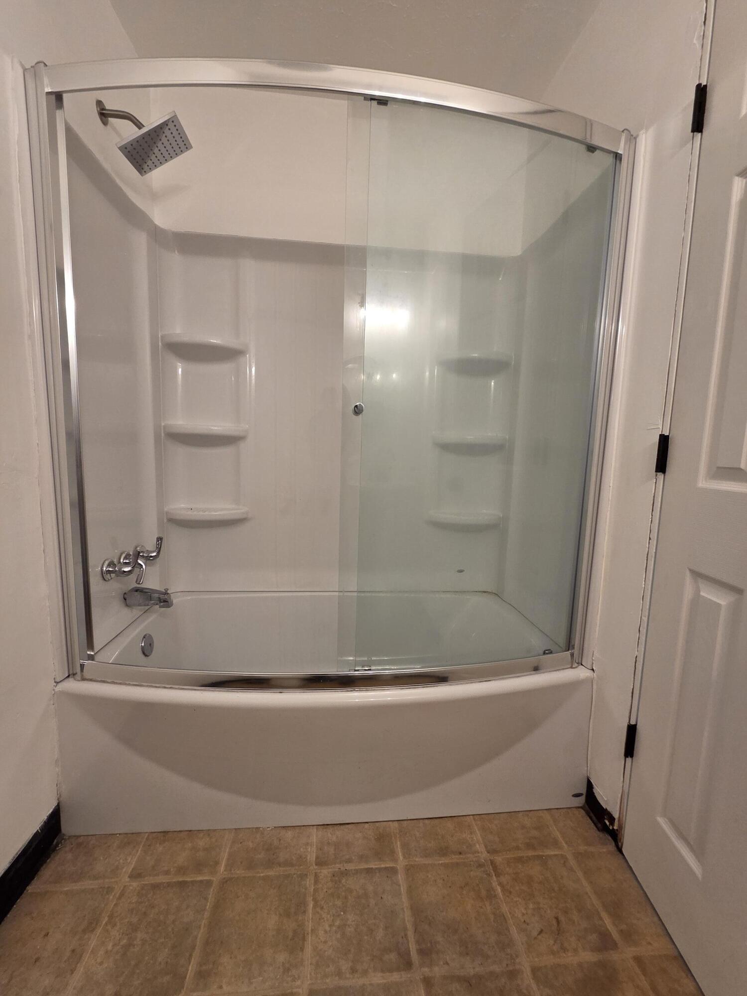 3208 Tackett, Springfield, Ohio 45503