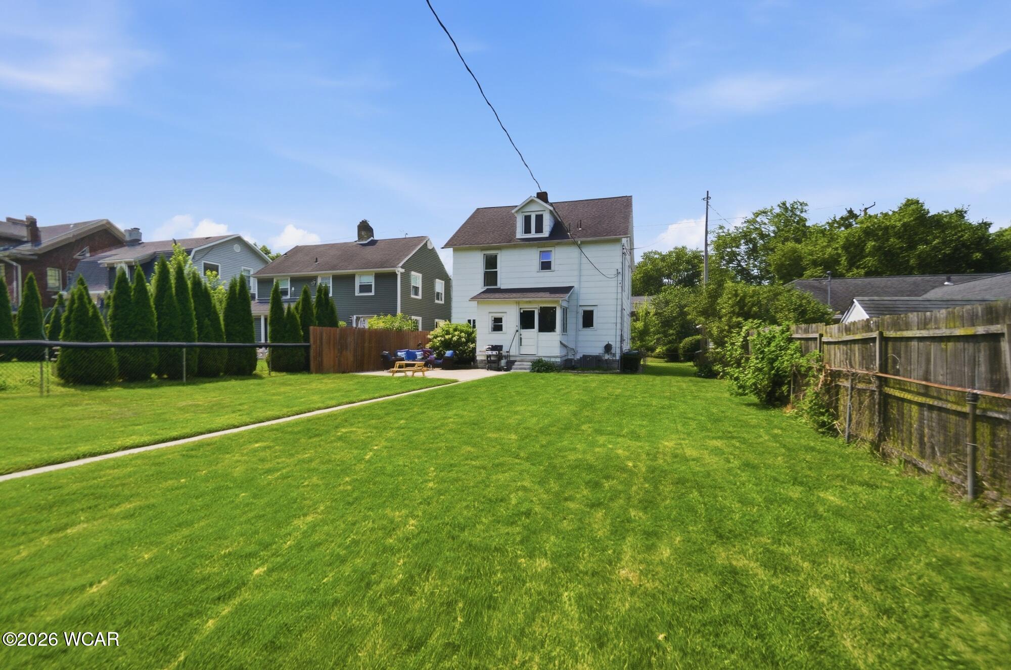 1716 Lakewood Avenue, Lima, Ohio