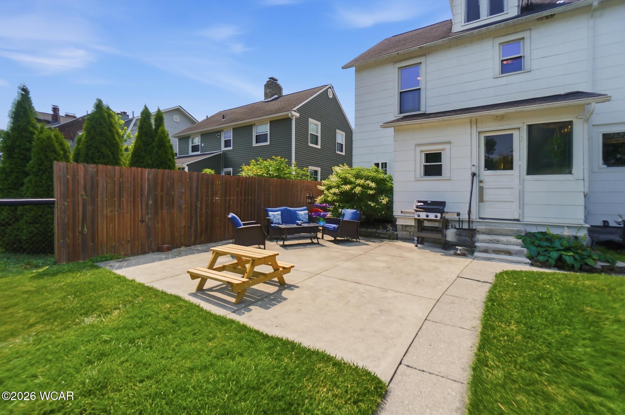 1716 Lakewood Avenue, Lima, Ohio