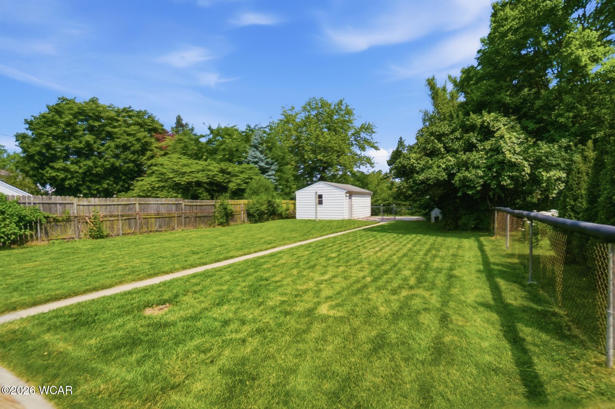 1716 Lakewood Avenue, Lima, Ohio