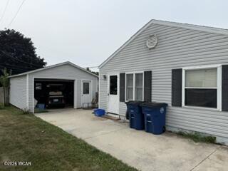 729 Lake Avenue, Saint Marys, Ohio