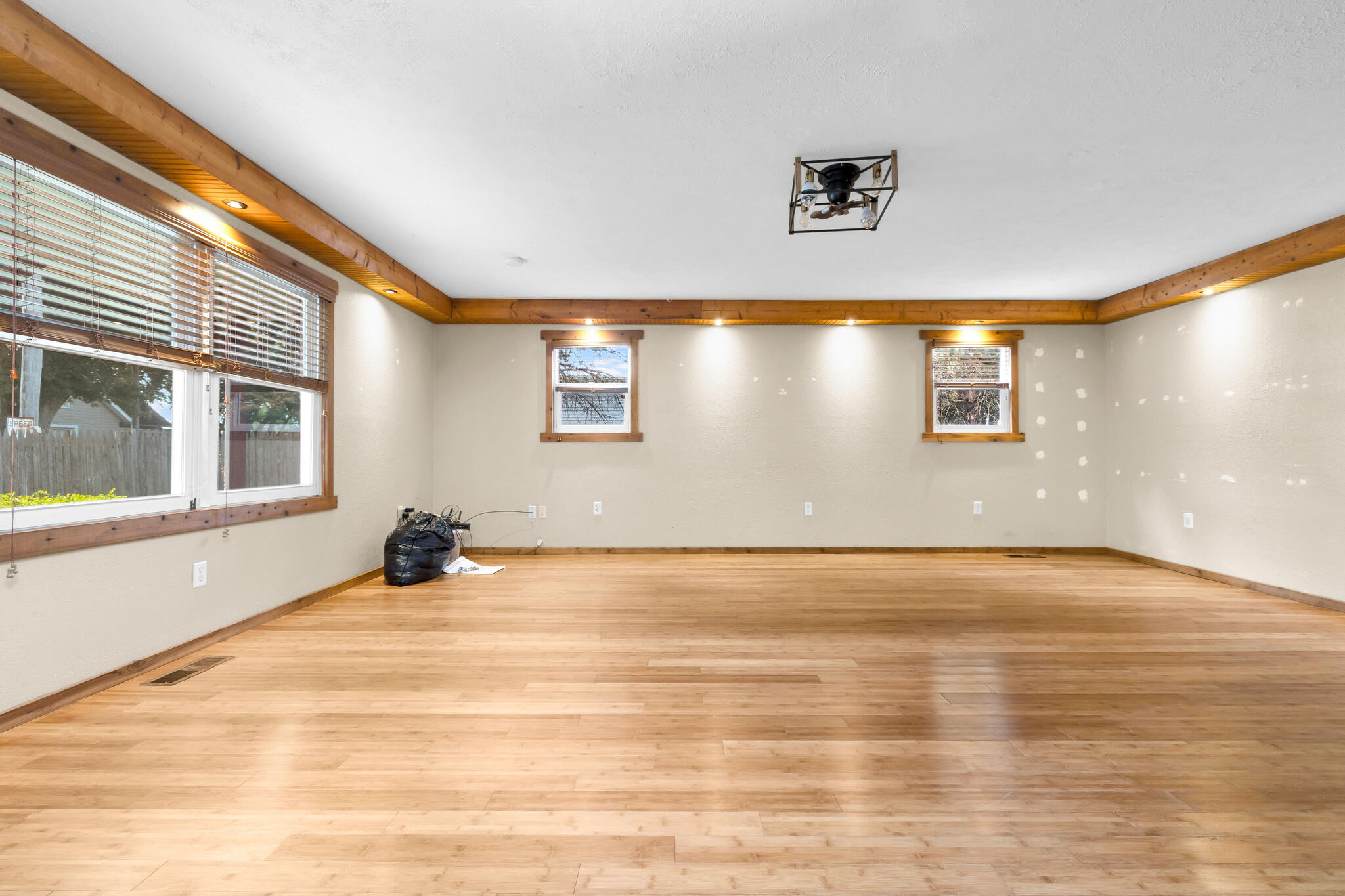 203 Earl, Waynesfield, Ohio 45896