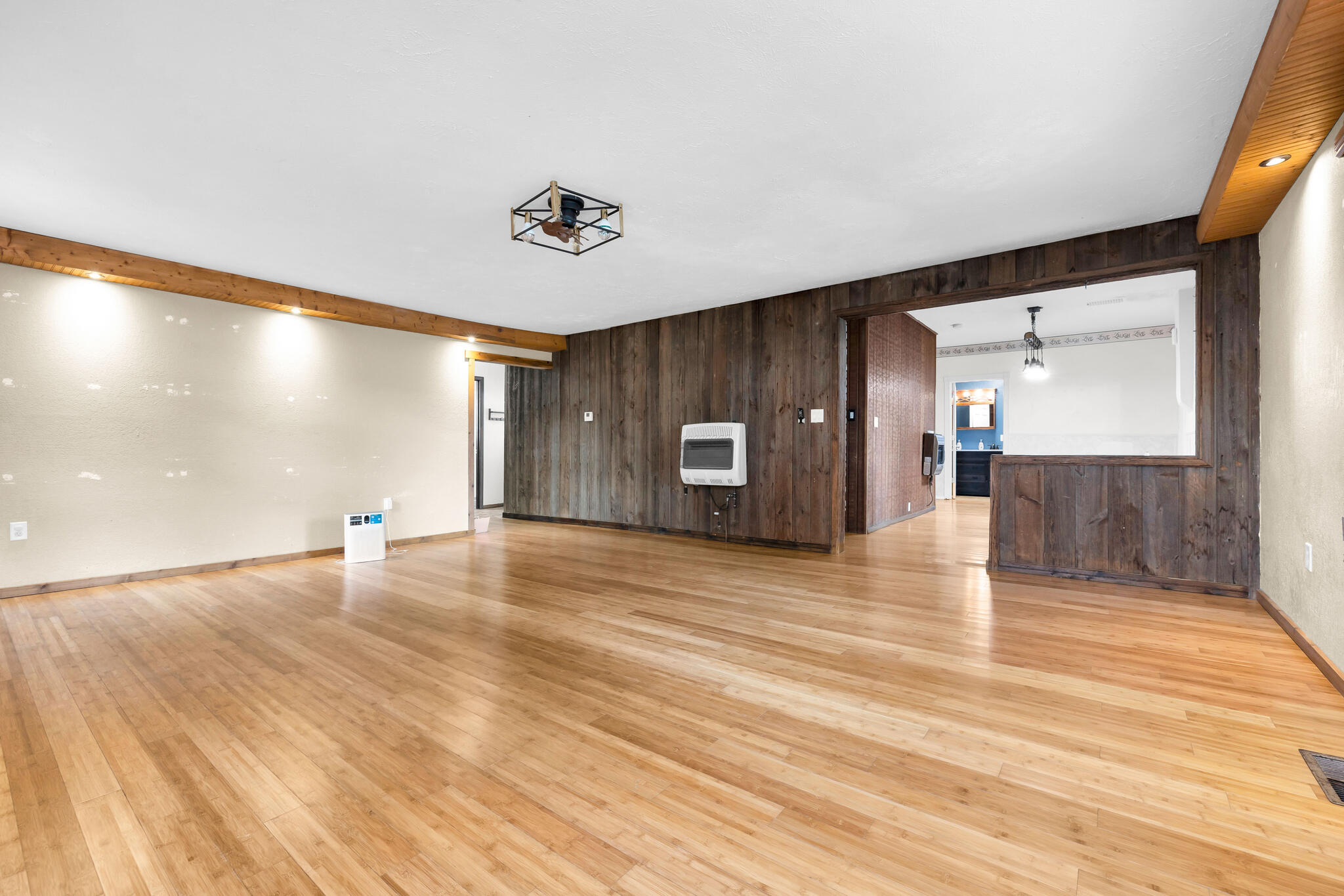 203 Earl, Waynesfield, Ohio 45896