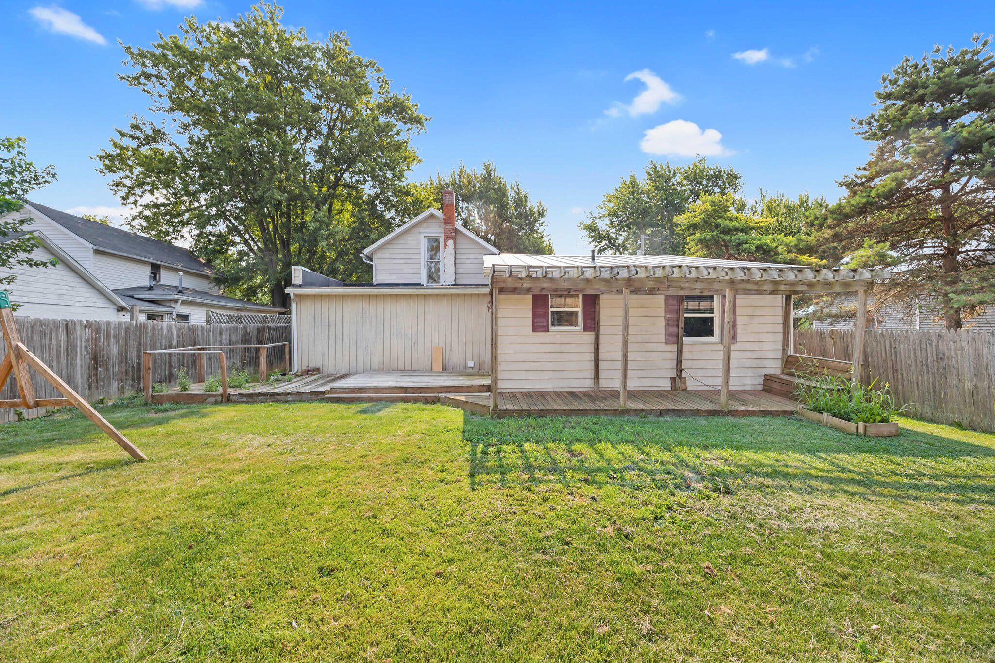 203 Earl, Waynesfield, Ohio 45896