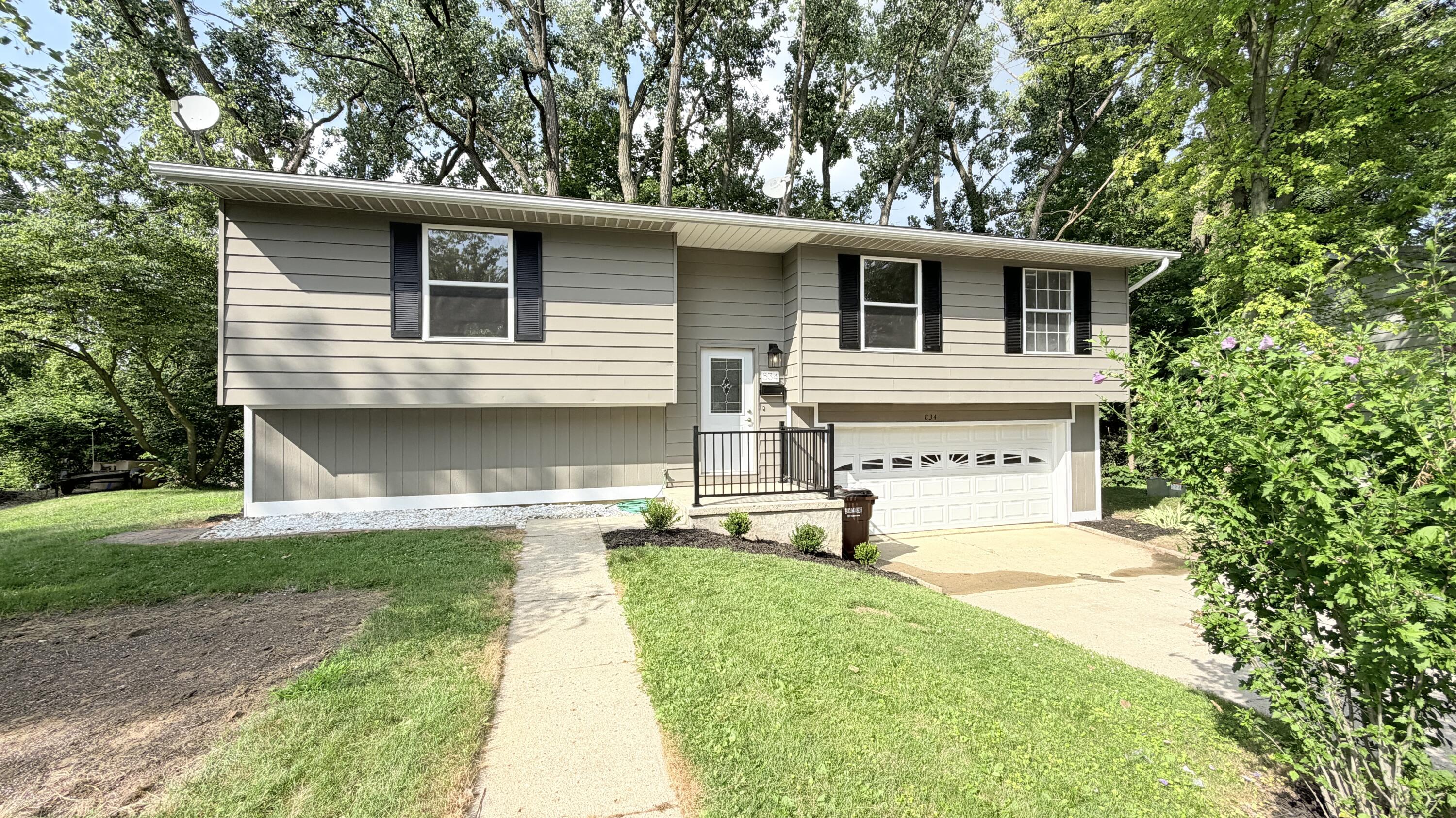 834 West, Sidney, Ohio 45365