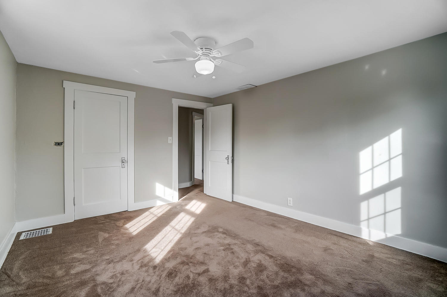 1810 Limestone, Springfield, Ohio 45503