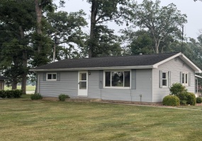 4114 Shanes, Rockford, Ohio 45882, 2 Bedrooms Bedrooms, ,1 BathroomBathrooms,Residential,For Sale,Shanes,1047105