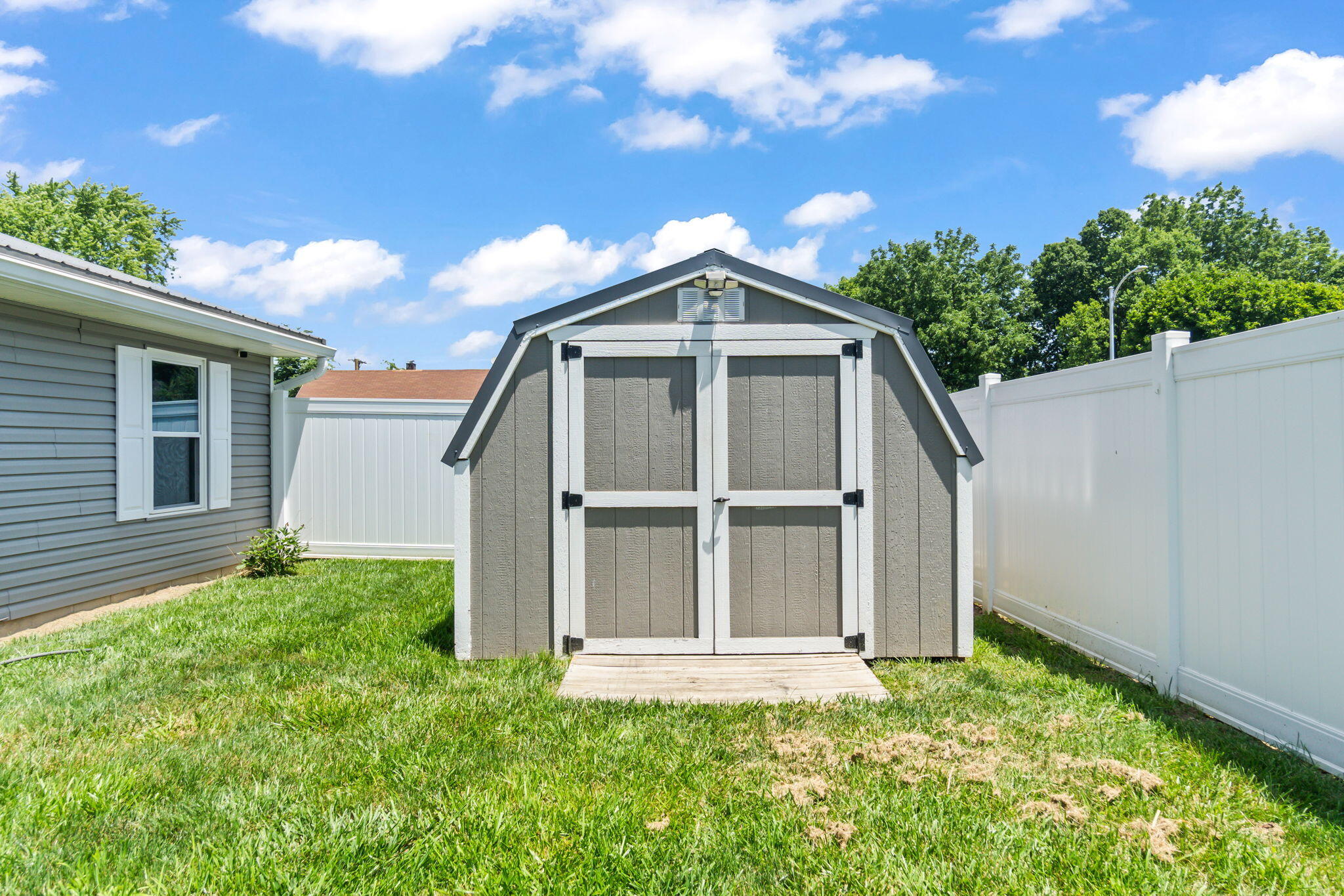 100 Atwood, Riverside, Ohio 45431