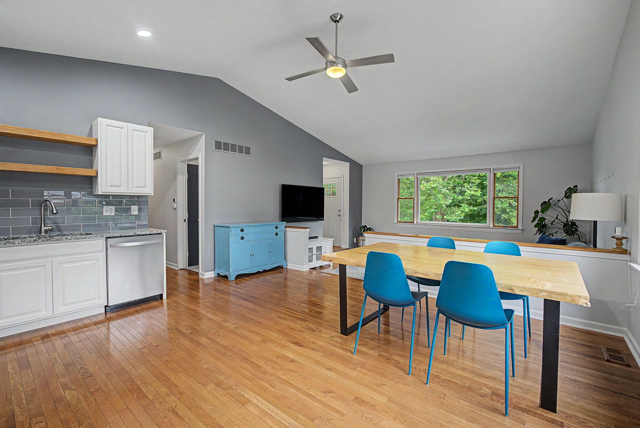 2850 Locust, Springfield, Ohio 45504