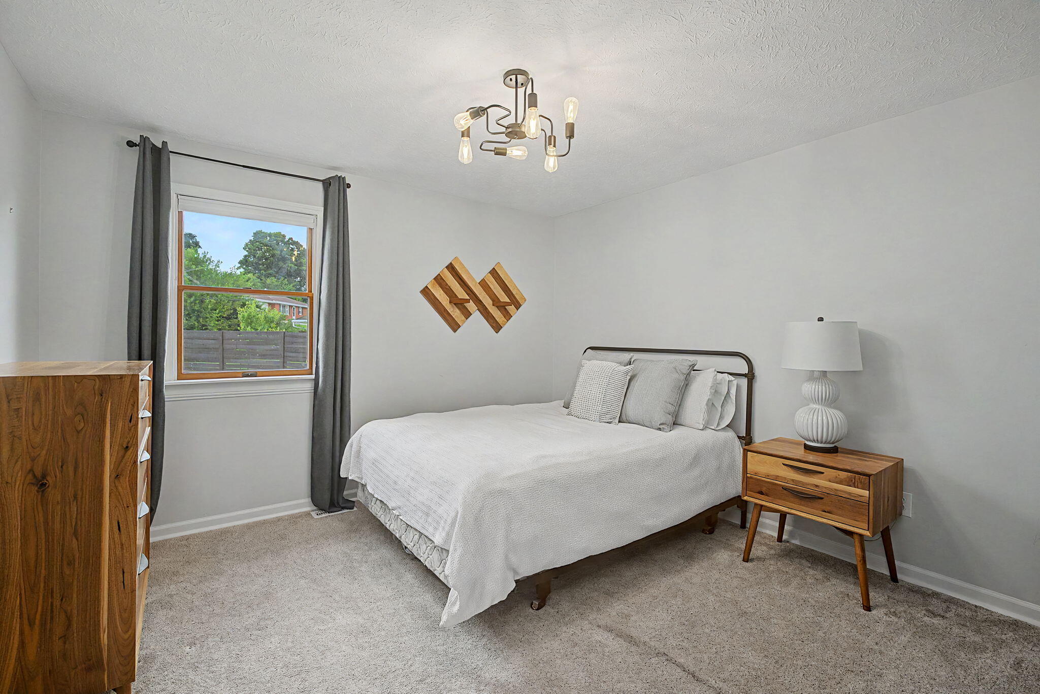 2850 Locust, Springfield, Ohio 45504