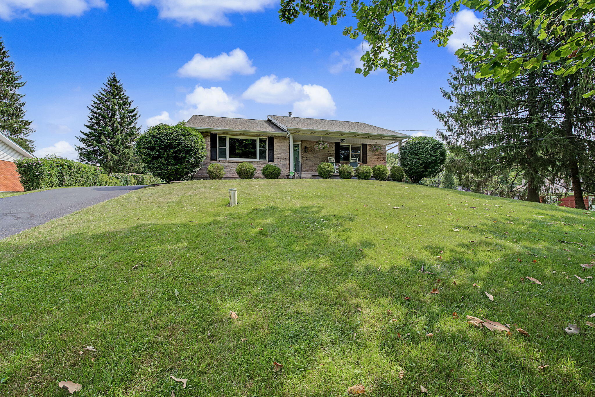 2850 Locust, Springfield, Ohio 45504