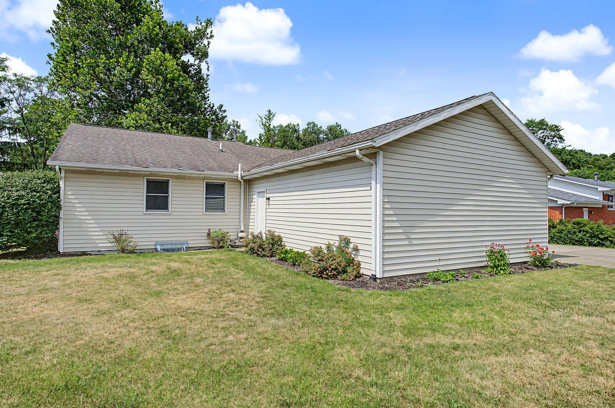 2850 Locust, Springfield, Ohio 45504