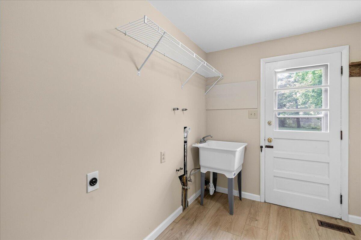 1308 Ponderosa, Fairborn, Ohio 45324