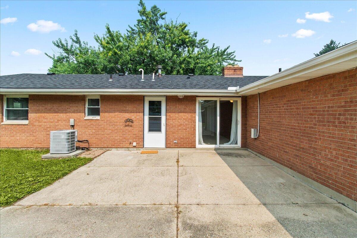 1308 Ponderosa, Fairborn, Ohio 45324