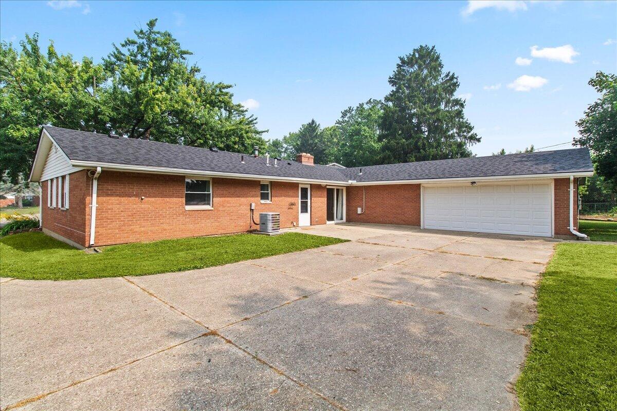 1308 Ponderosa, Fairborn, Ohio 45324