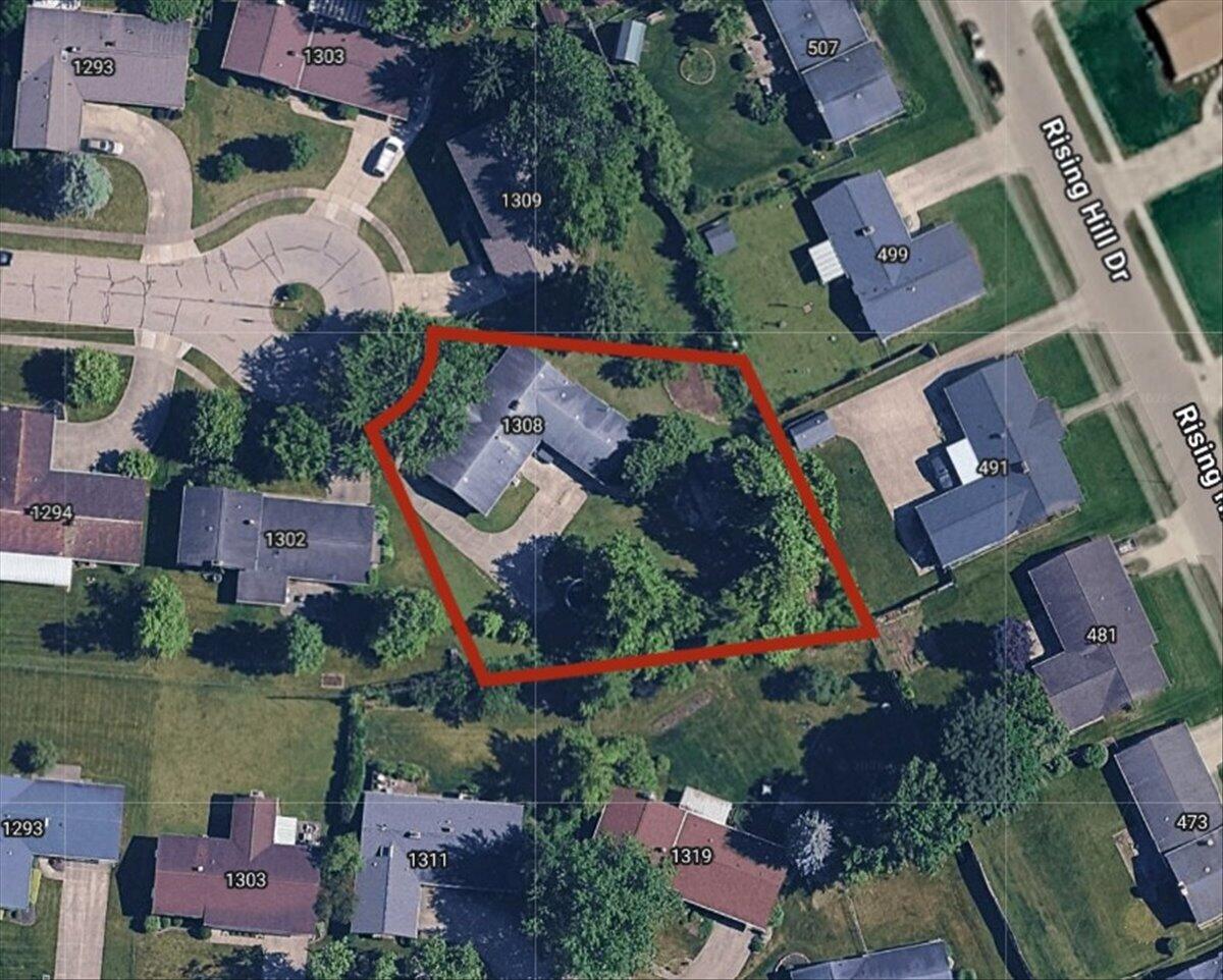 1308 Ponderosa, Fairborn, Ohio 45324