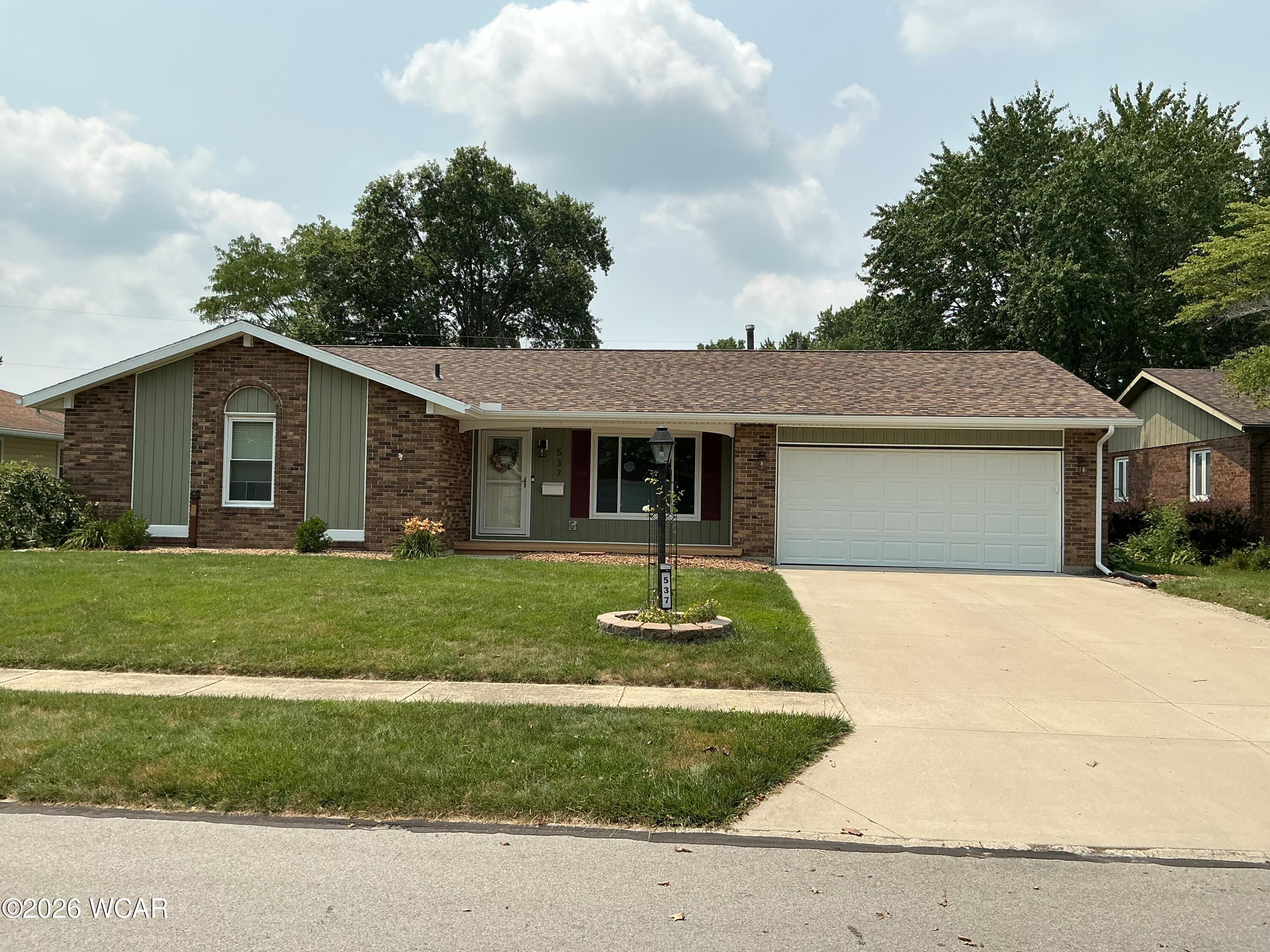 537 Sunnymeade Lane, Lima, Ohio