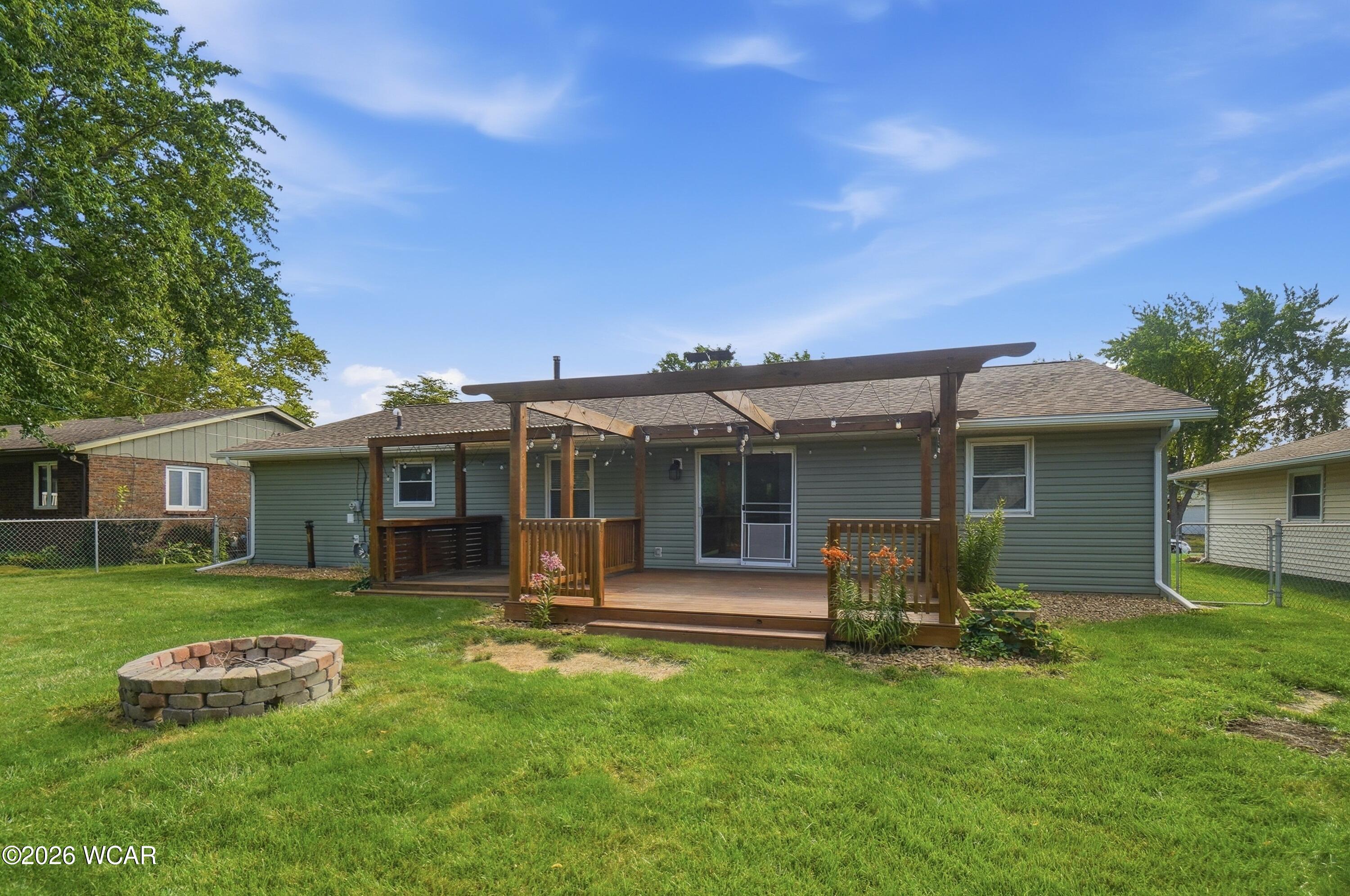 537 Sunnymeade Lane, Lima, Ohio