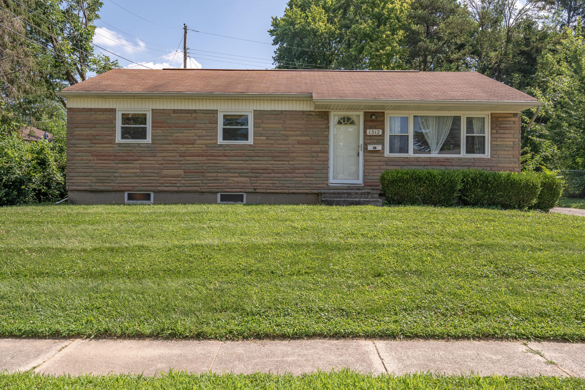 1312 Hemlock, Fairborn, Ohio 45324