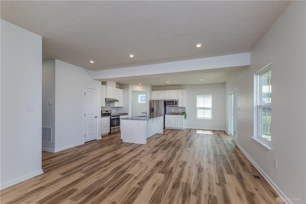 403 Sydney, Tipp City, Ohio 45371
