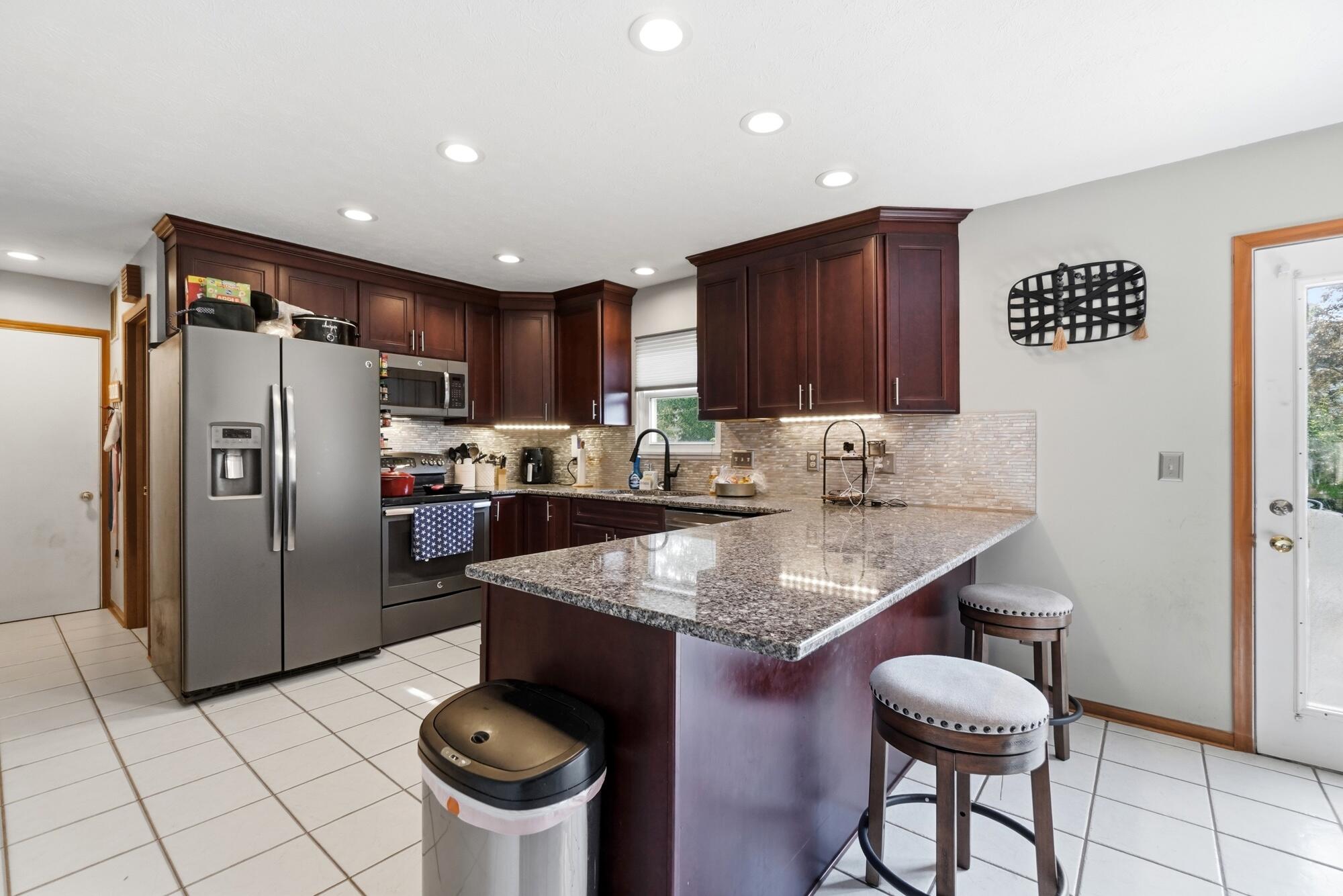 2812 Conestoga, Springfield, Ohio 45503