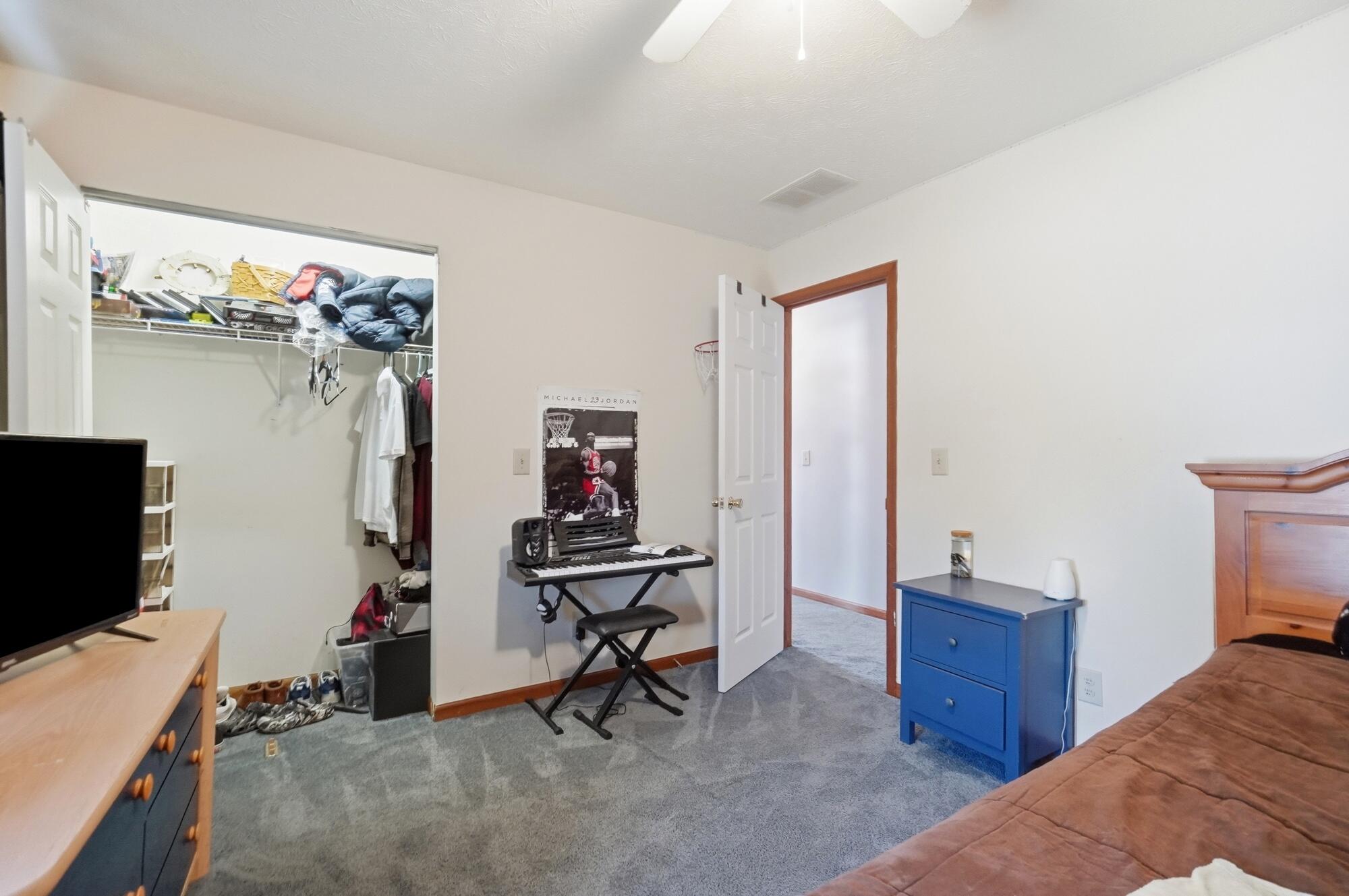 2812 Conestoga, Springfield, Ohio 45503