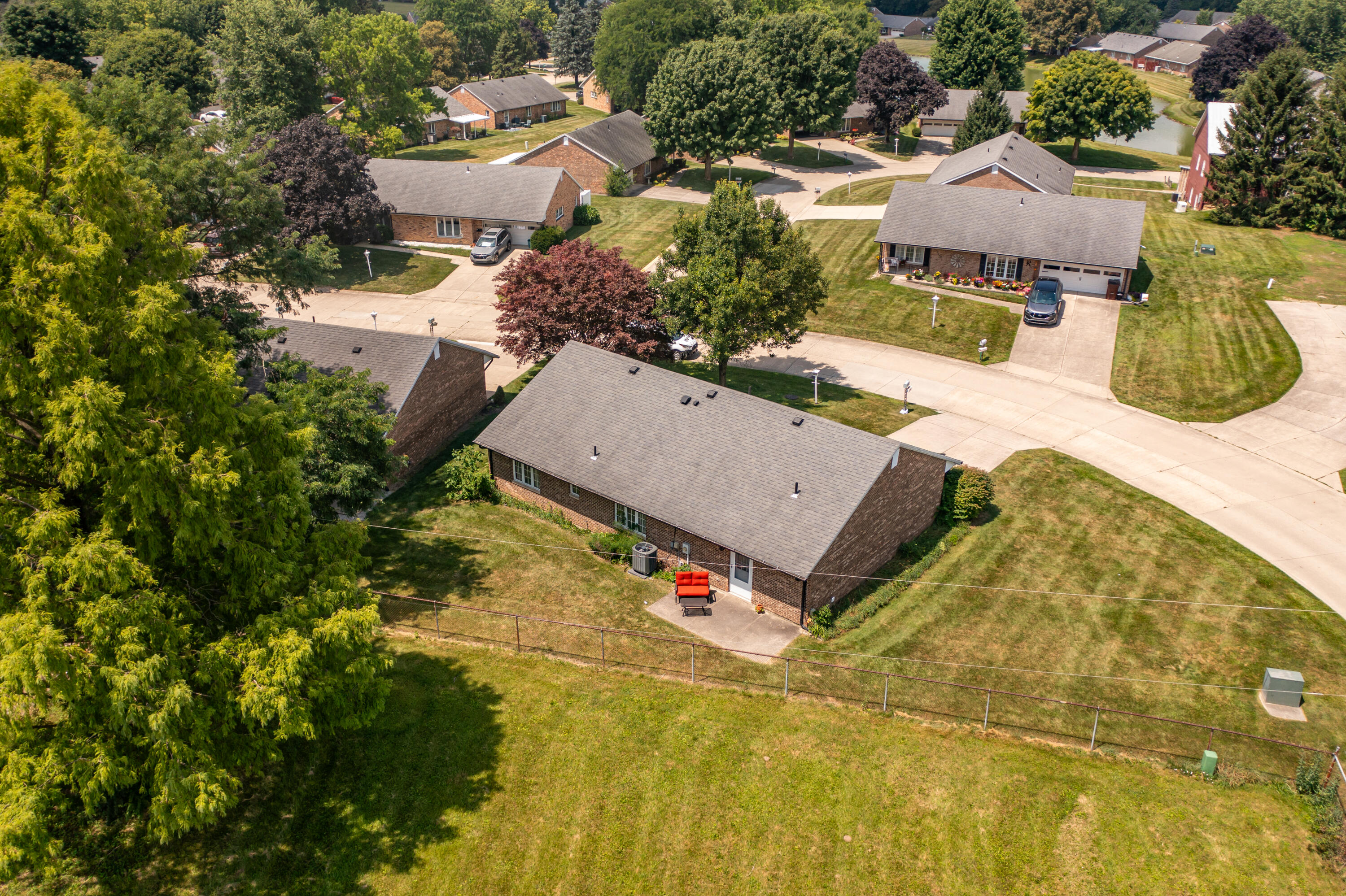 2244 Manhattan, Springfield, Ohio 45504