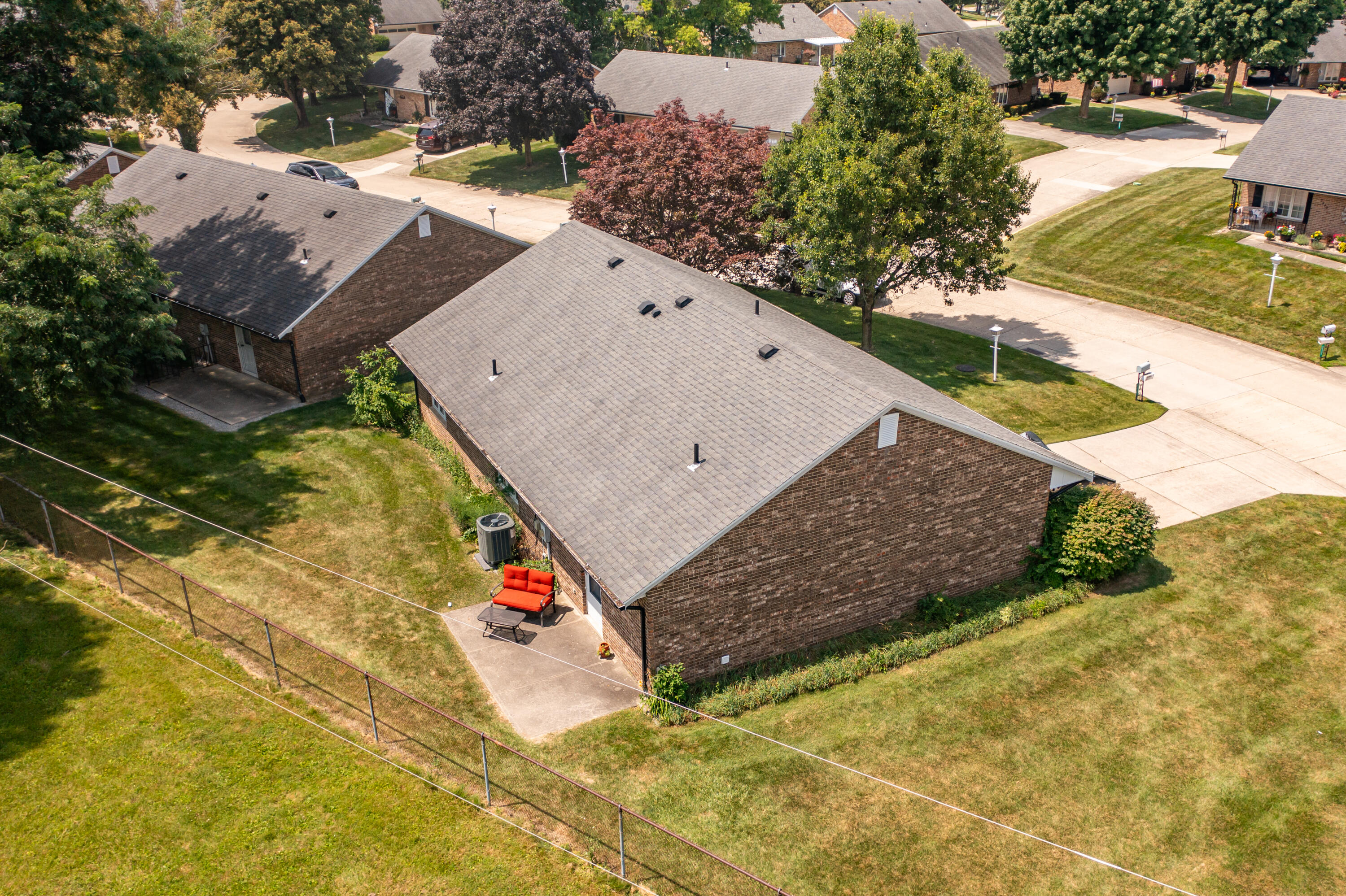 2244 Manhattan, Springfield, Ohio 45504