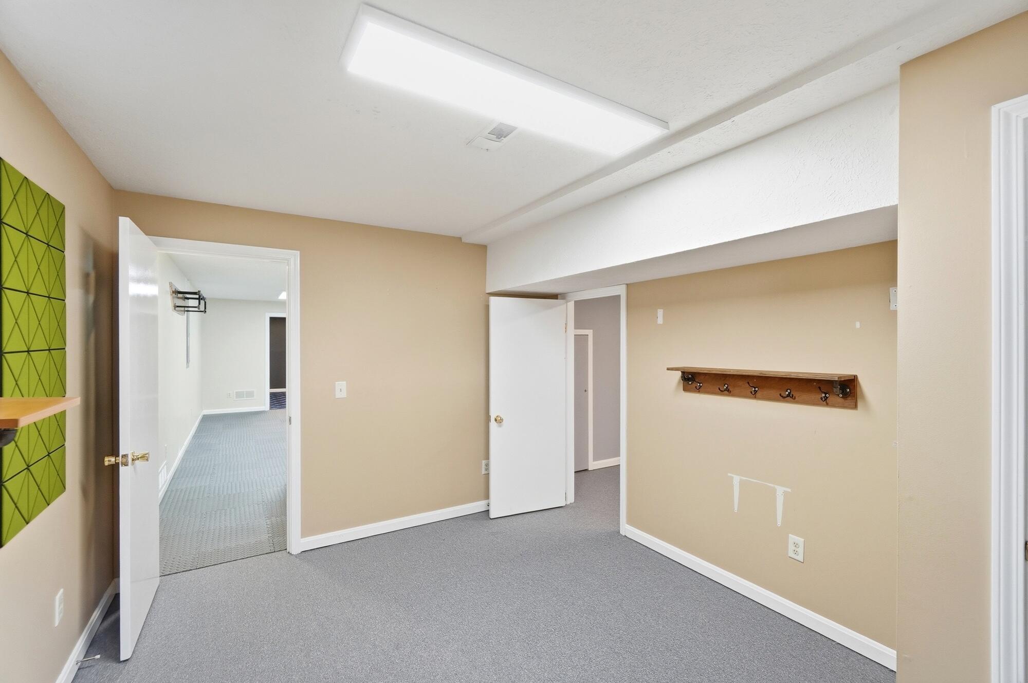 785 Pinehurst, Tipp City, Ohio 45371