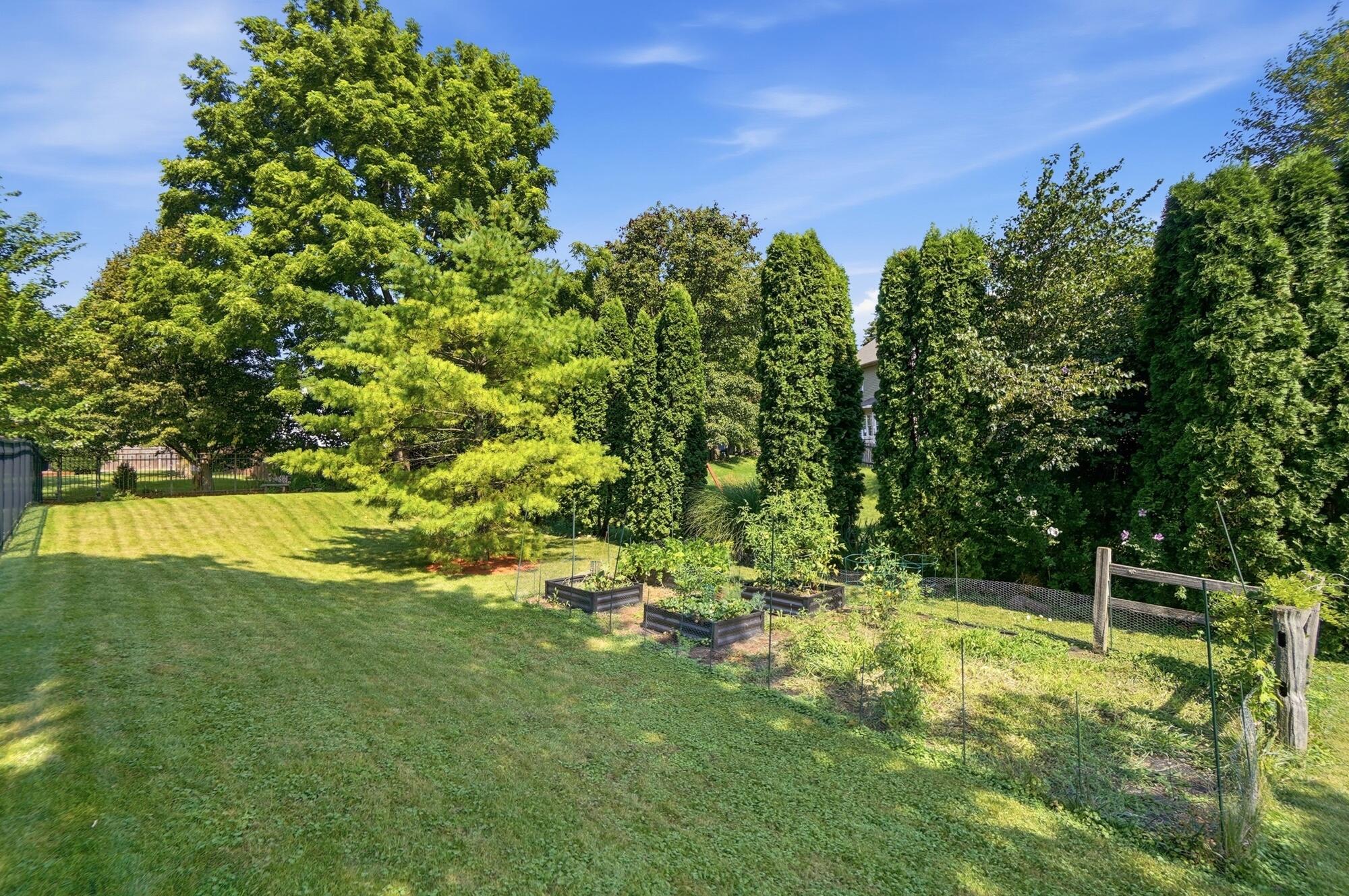 785 Pinehurst, Tipp City, Ohio 45371
