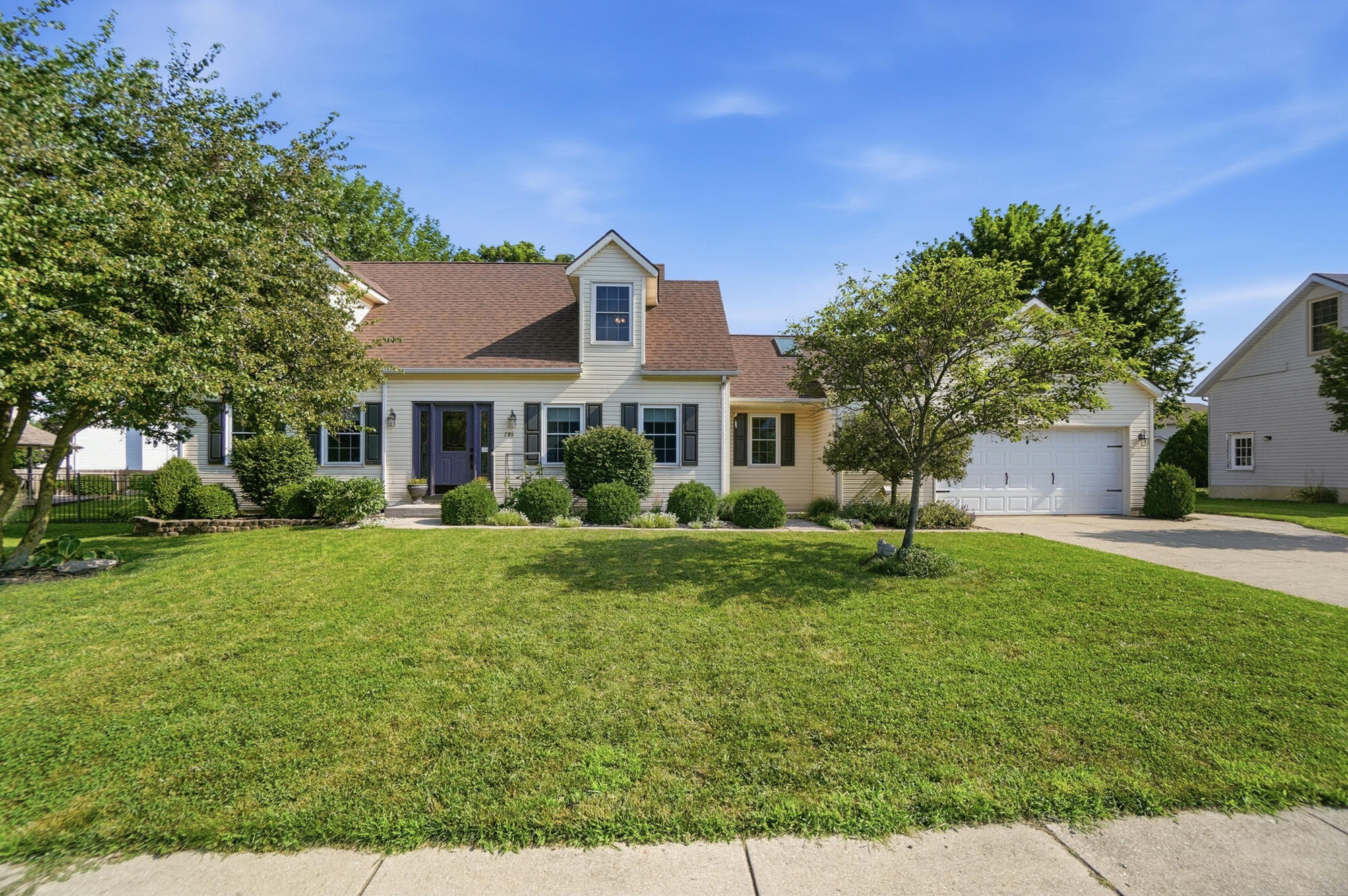 785 Pinehurst, Tipp City, Ohio 45371