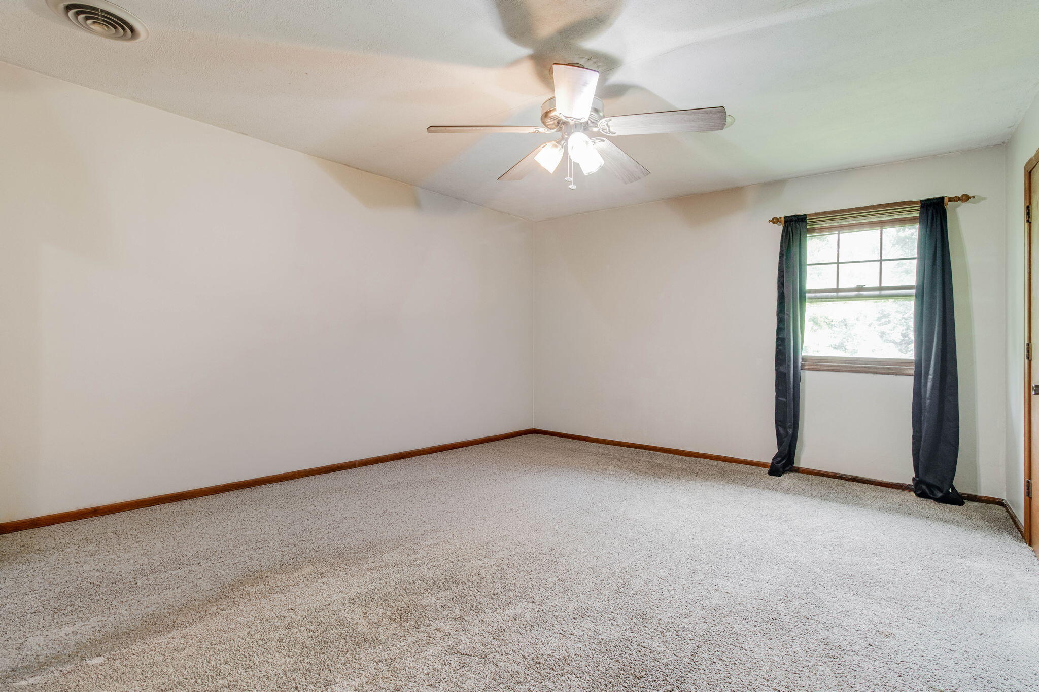 14057 Overholt, Van Wert, Ohio 45891