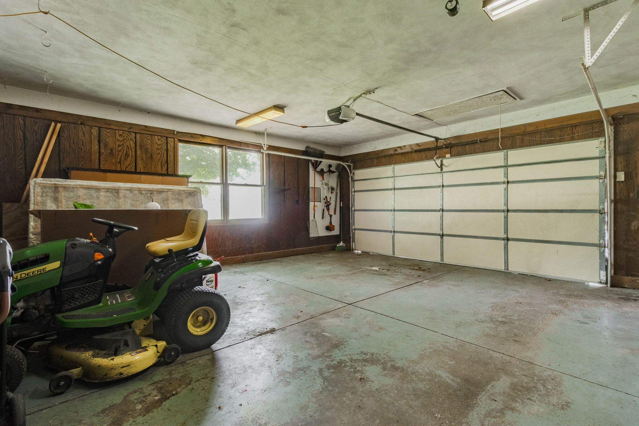 14057 Overholt, Van Wert, Ohio 45891
