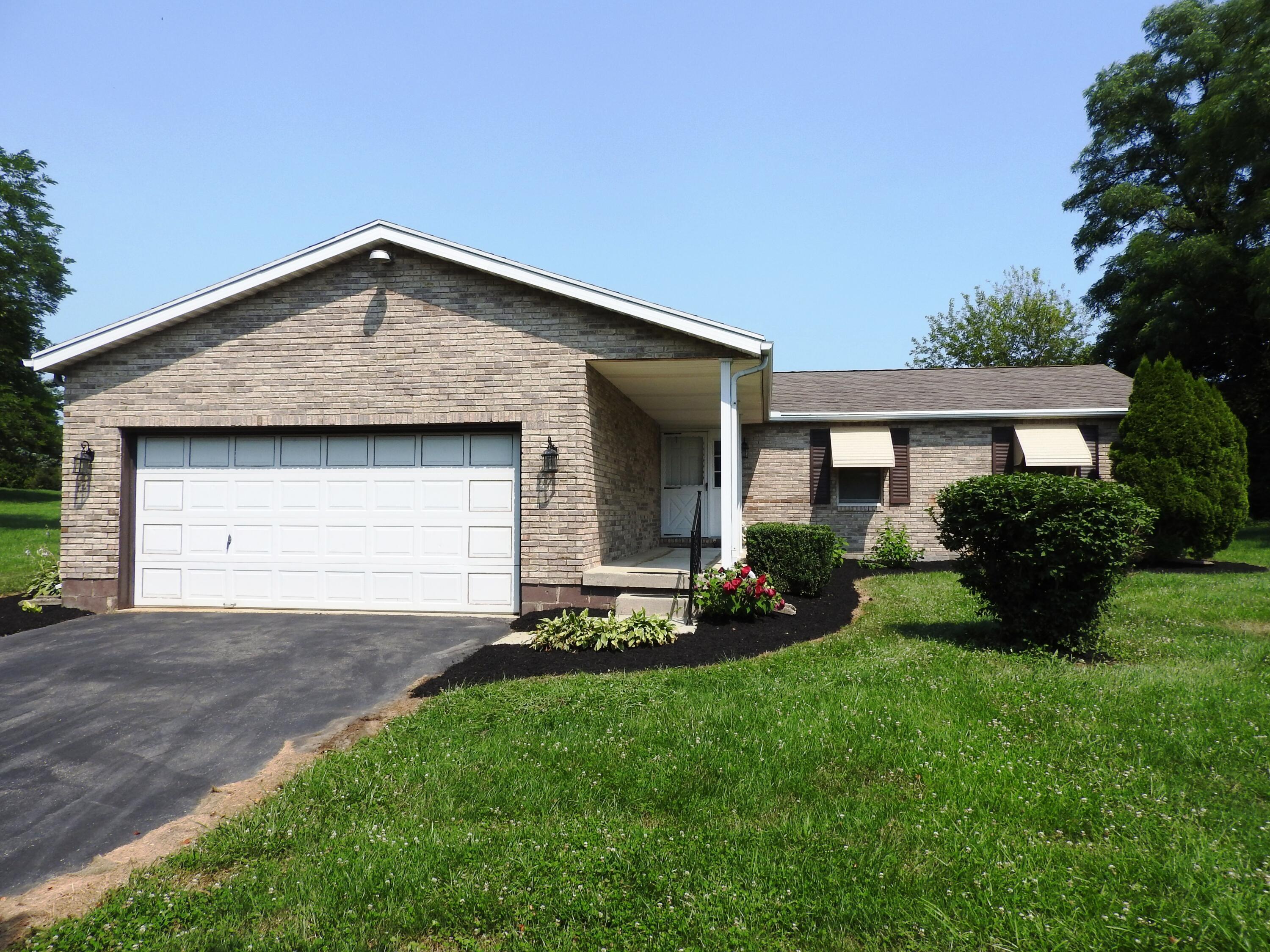 8180 Dog Leg, Dayton, Ohio 45414